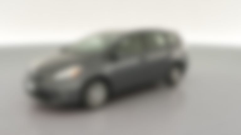 2014 Toyota Prius v vehicle photo