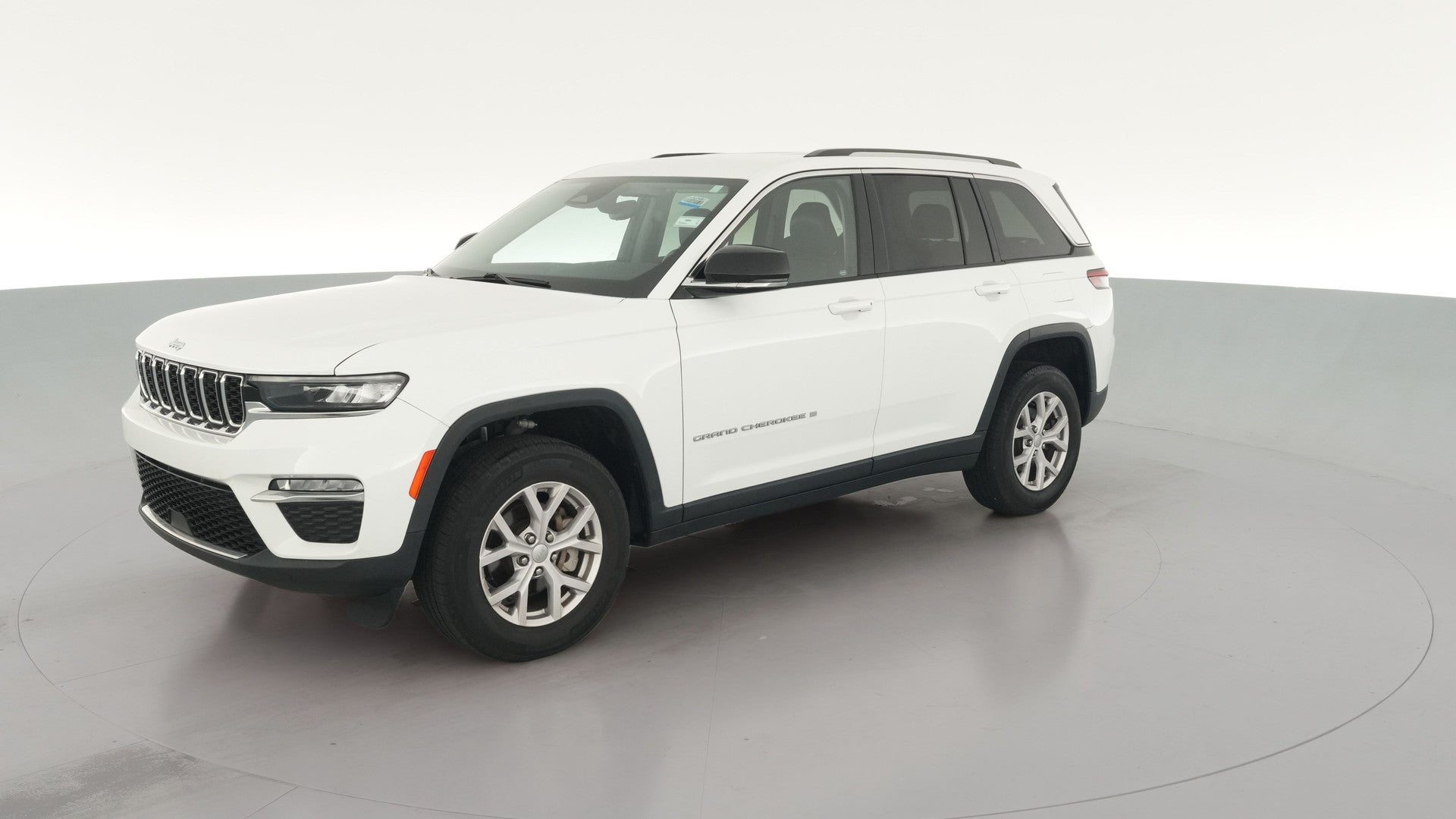 2022 Jeep Grand Cherokee vehicle photo