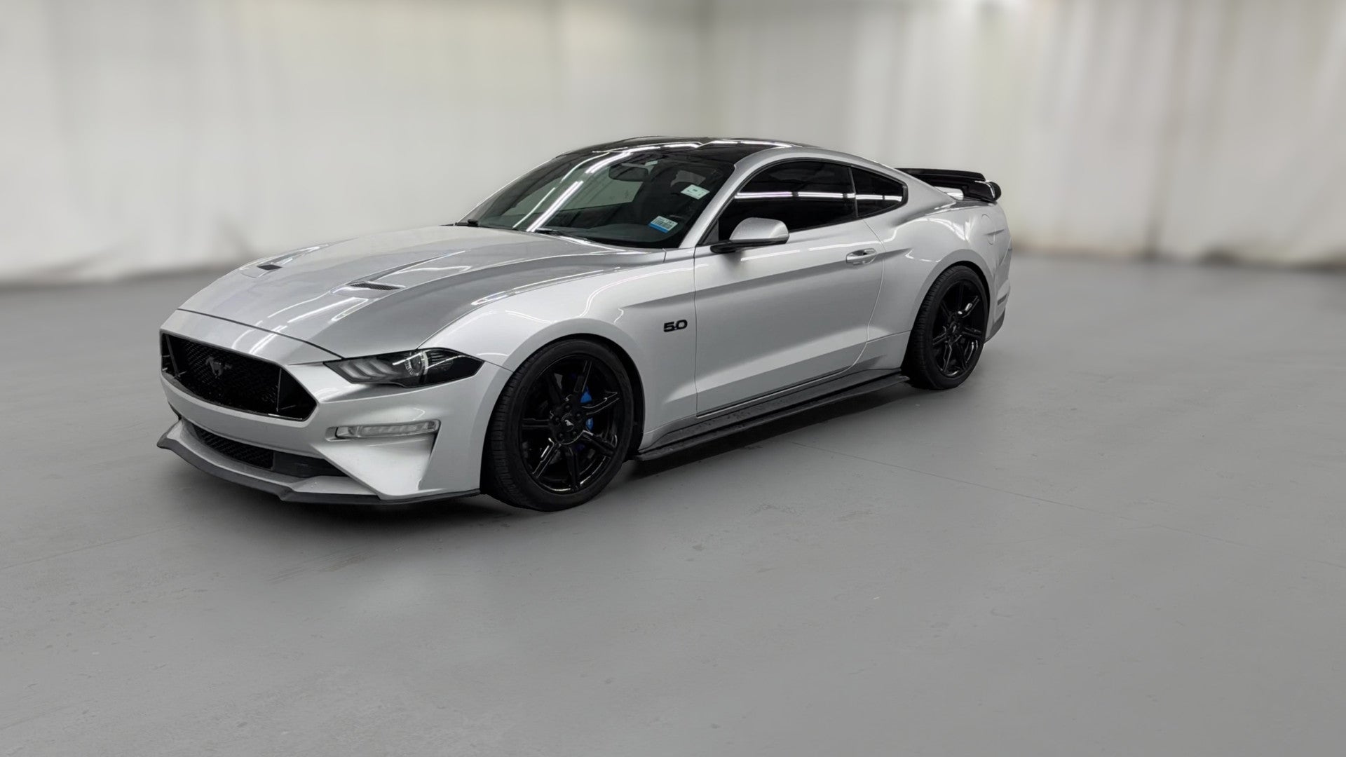 2019 Ford Mustang vehicle photo