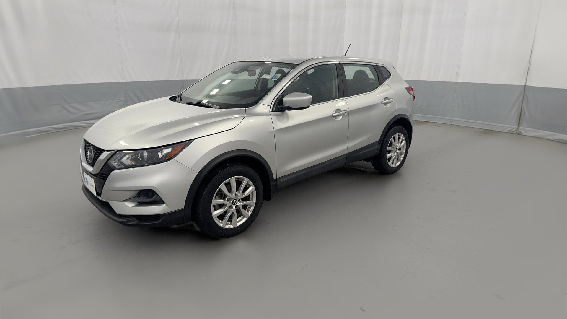 2021 Nissan Rogue Sport vehicle photo