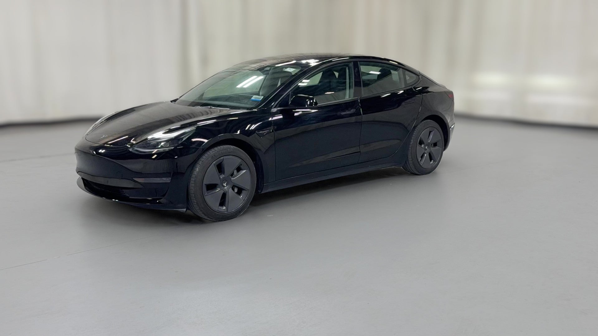 2023 Tesla Model 3 vehicle photo