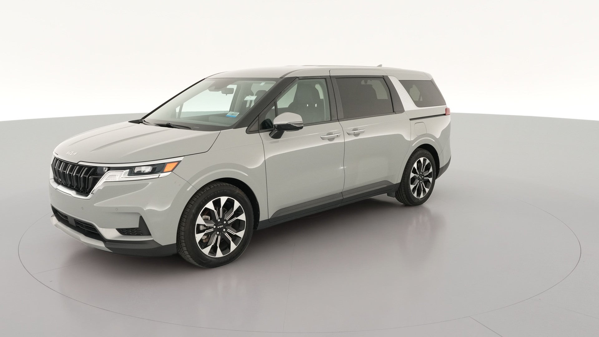 2022 Kia Carnival vehicle photo