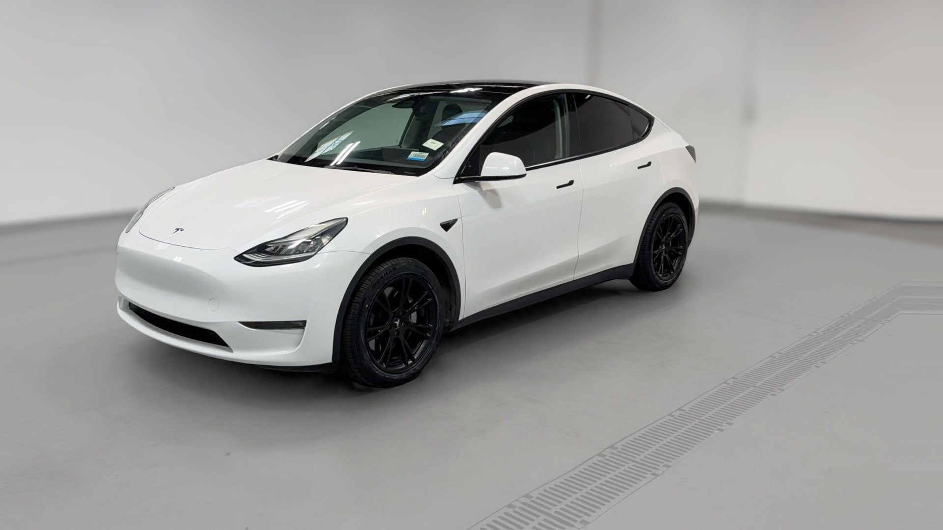 2022 Tesla Model Y vehicle photo