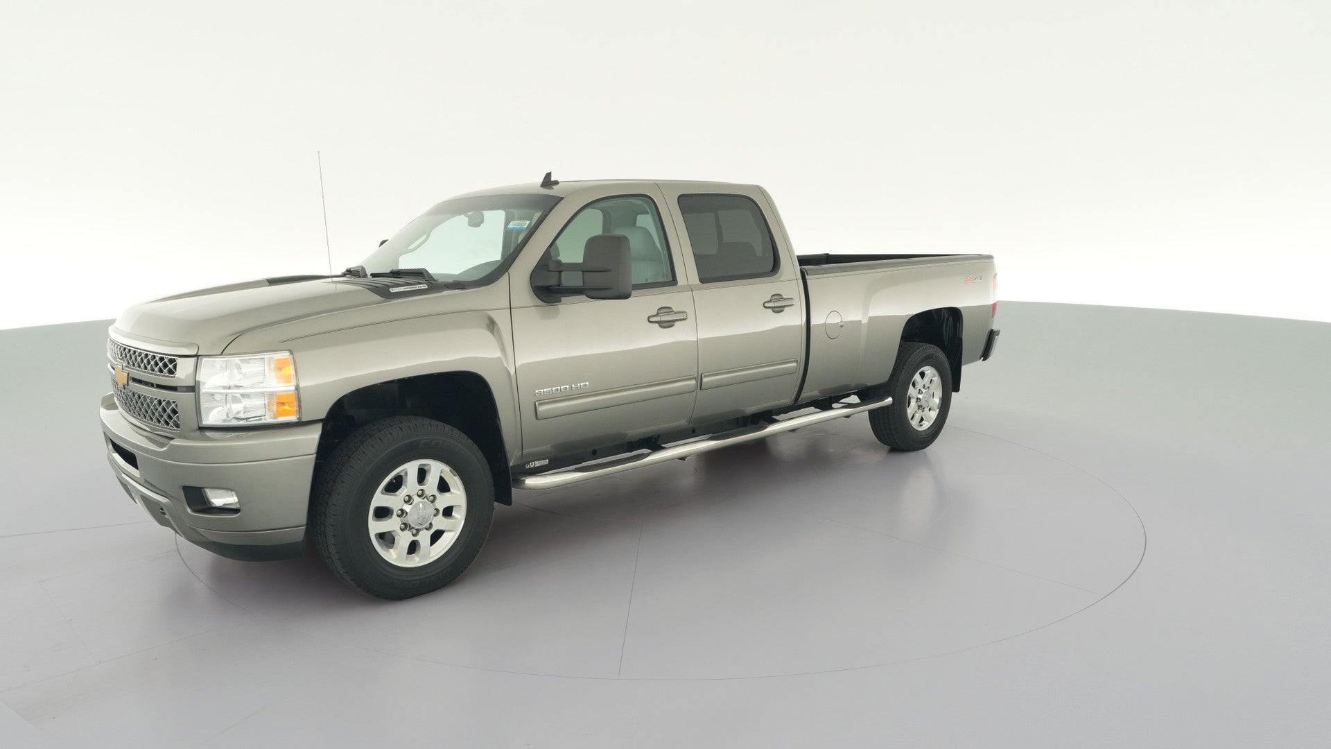 2014 Chevrolet Silverado 3500 HD Crew Cab vehicle photo