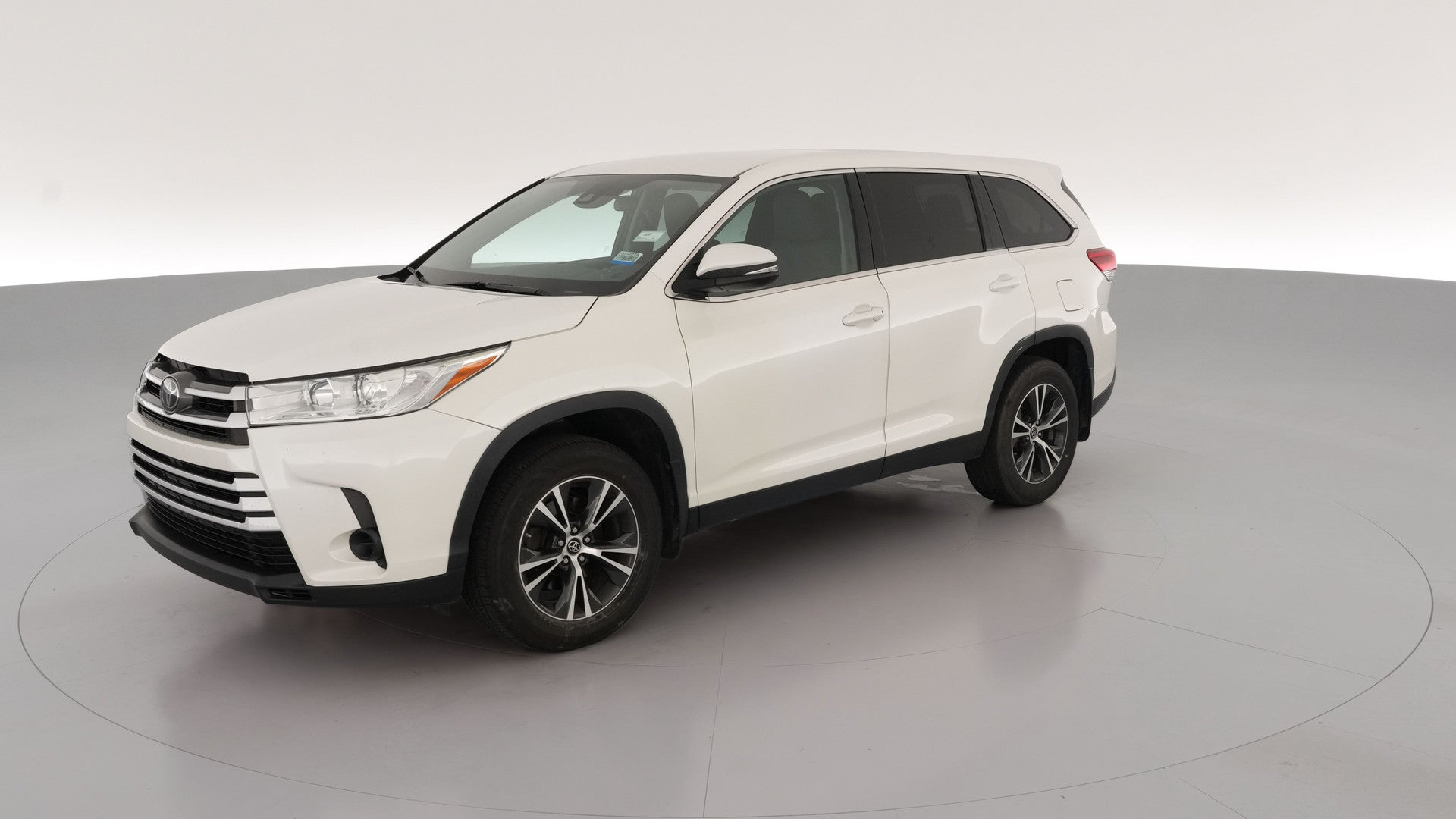 2019 Toyota Highlander vehicle photo