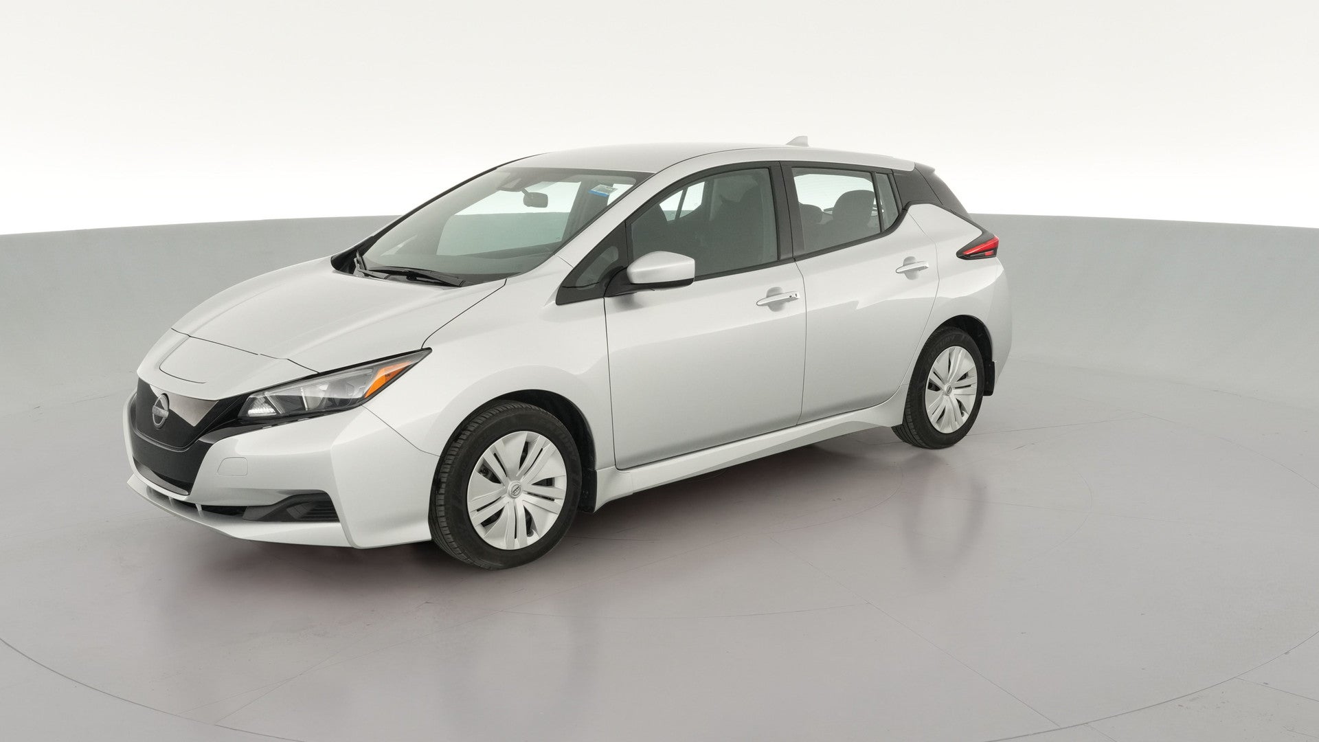 2025 Nissan LEAF vehicle photo