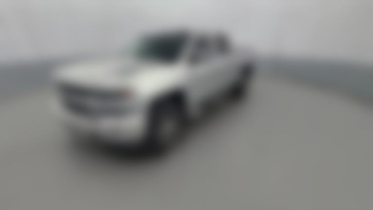 2018 Chevrolet Silverado 1500 Crew Cab vehicle photo
