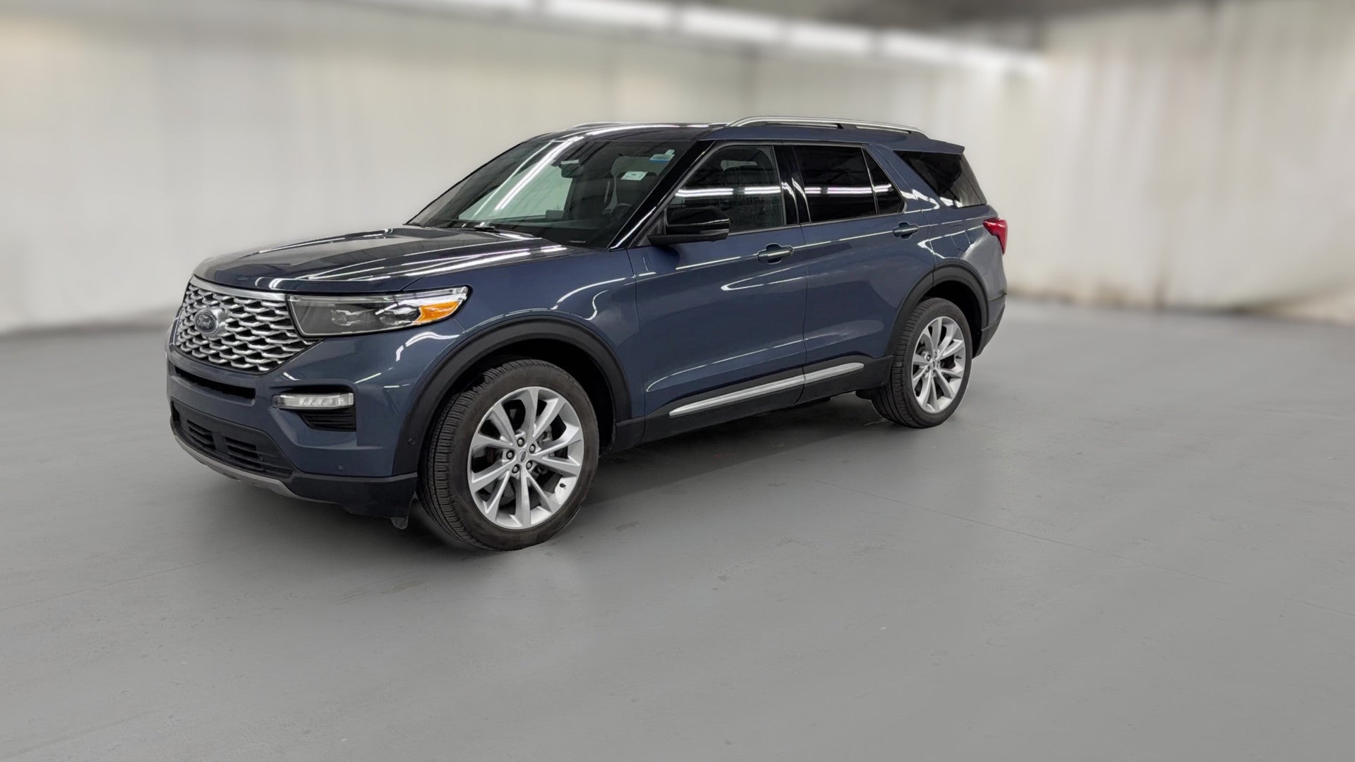 2021 Ford Explorer vehicle photo