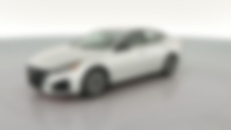 2024 Nissan Altima vehicle photo