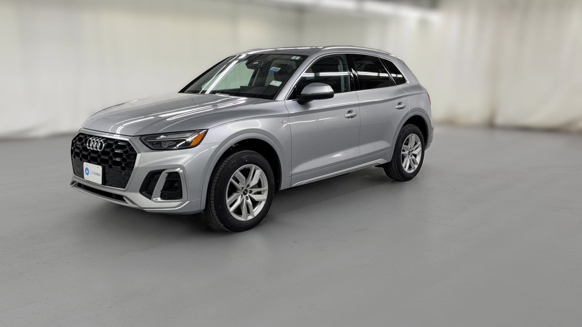 2024 Audi Q5 vehicle photo