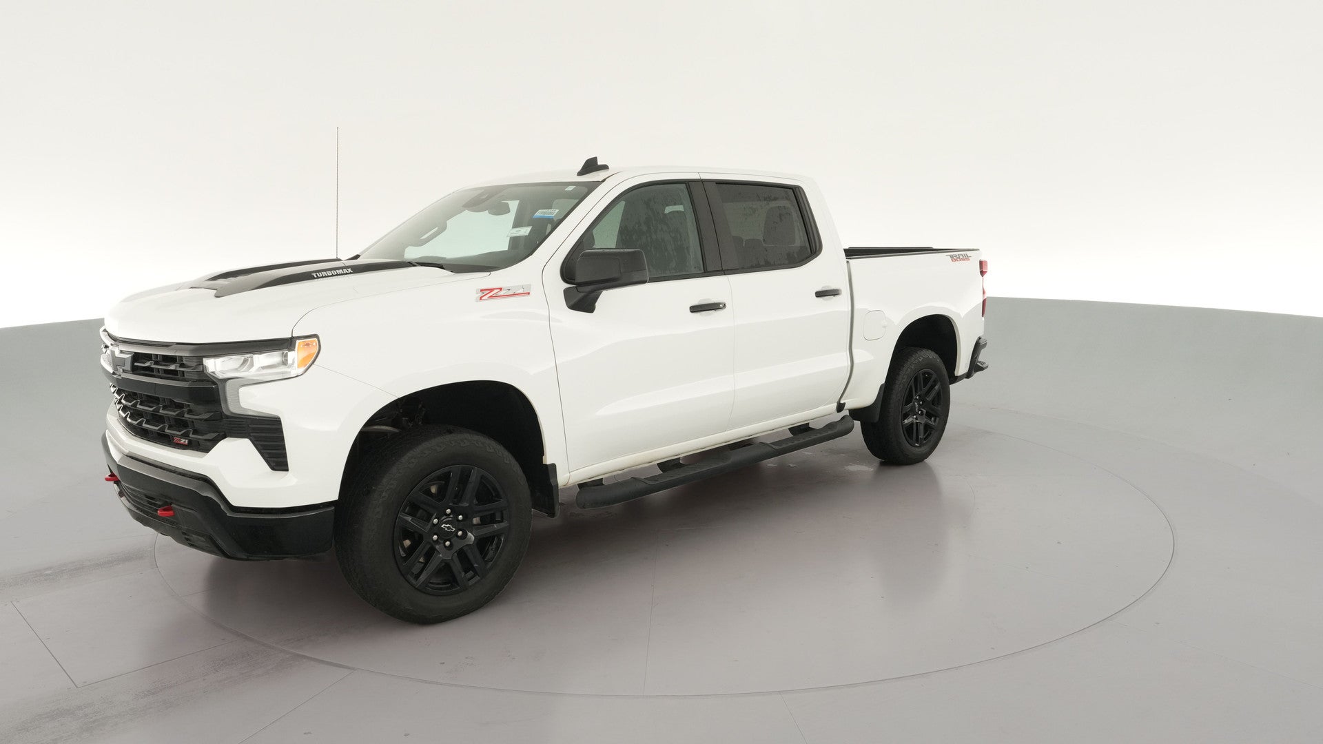 2025 Chevrolet Silverado 1500 Crew Cab vehicle photo