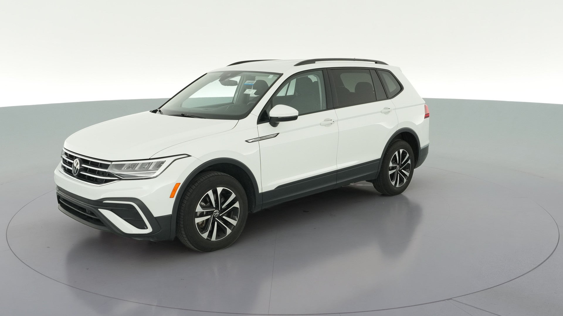 2024 Volkswagen Tiguan vehicle photo