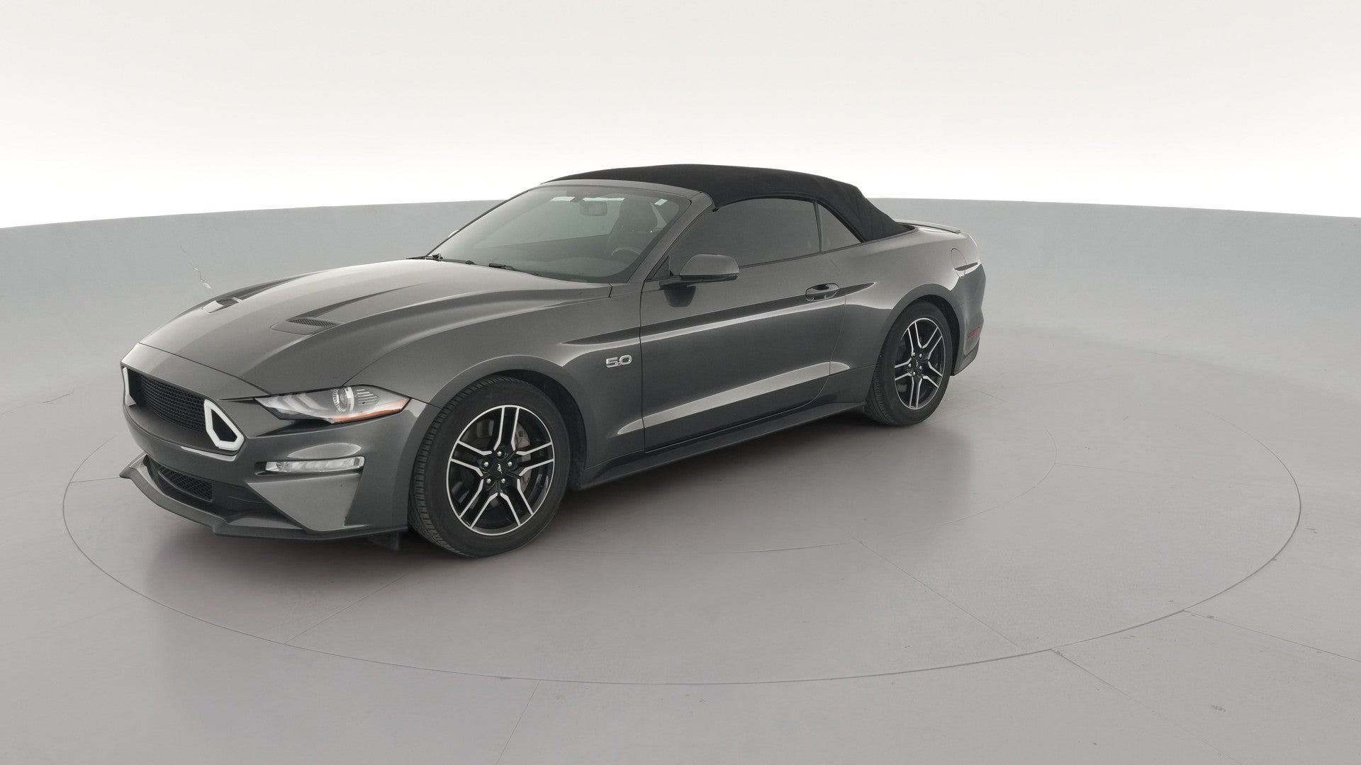 2018 Ford Mustang vehicle photo