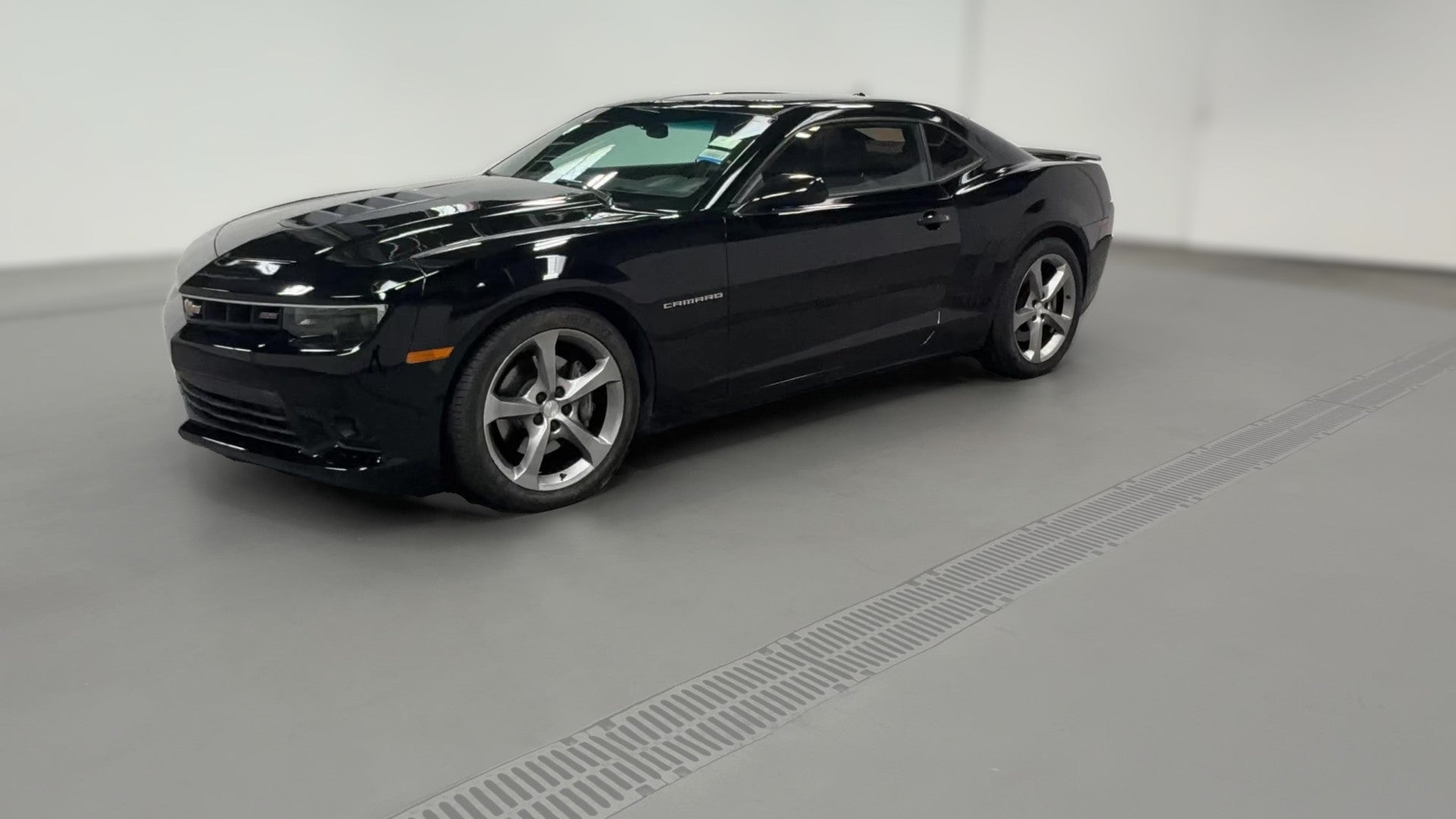 2015 Chevrolet Camaro vehicle photo