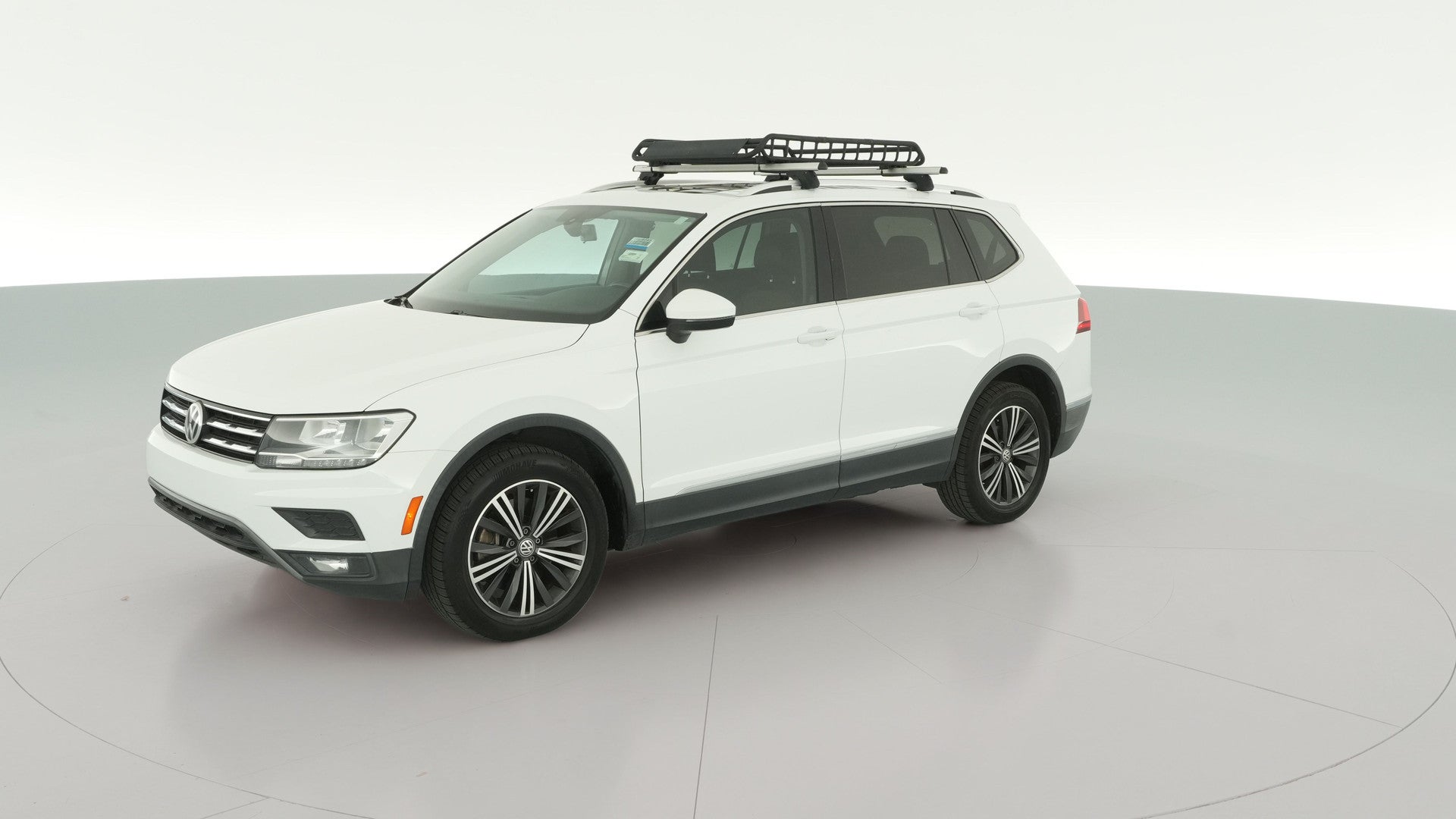 2018 Volkswagen Tiguan vehicle photo
