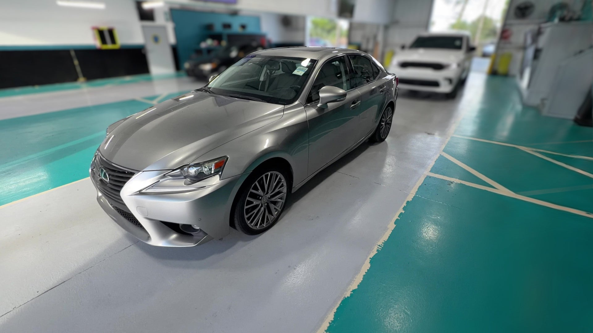 2016 Lexus IS vehicle photo