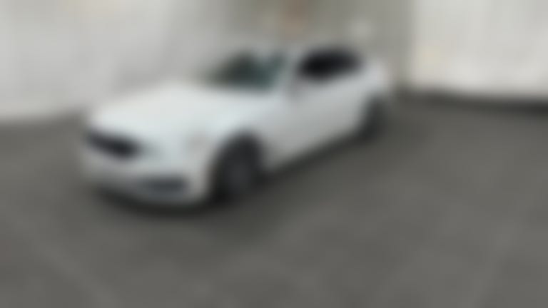 2019 BMW 5 Series vehicle photo