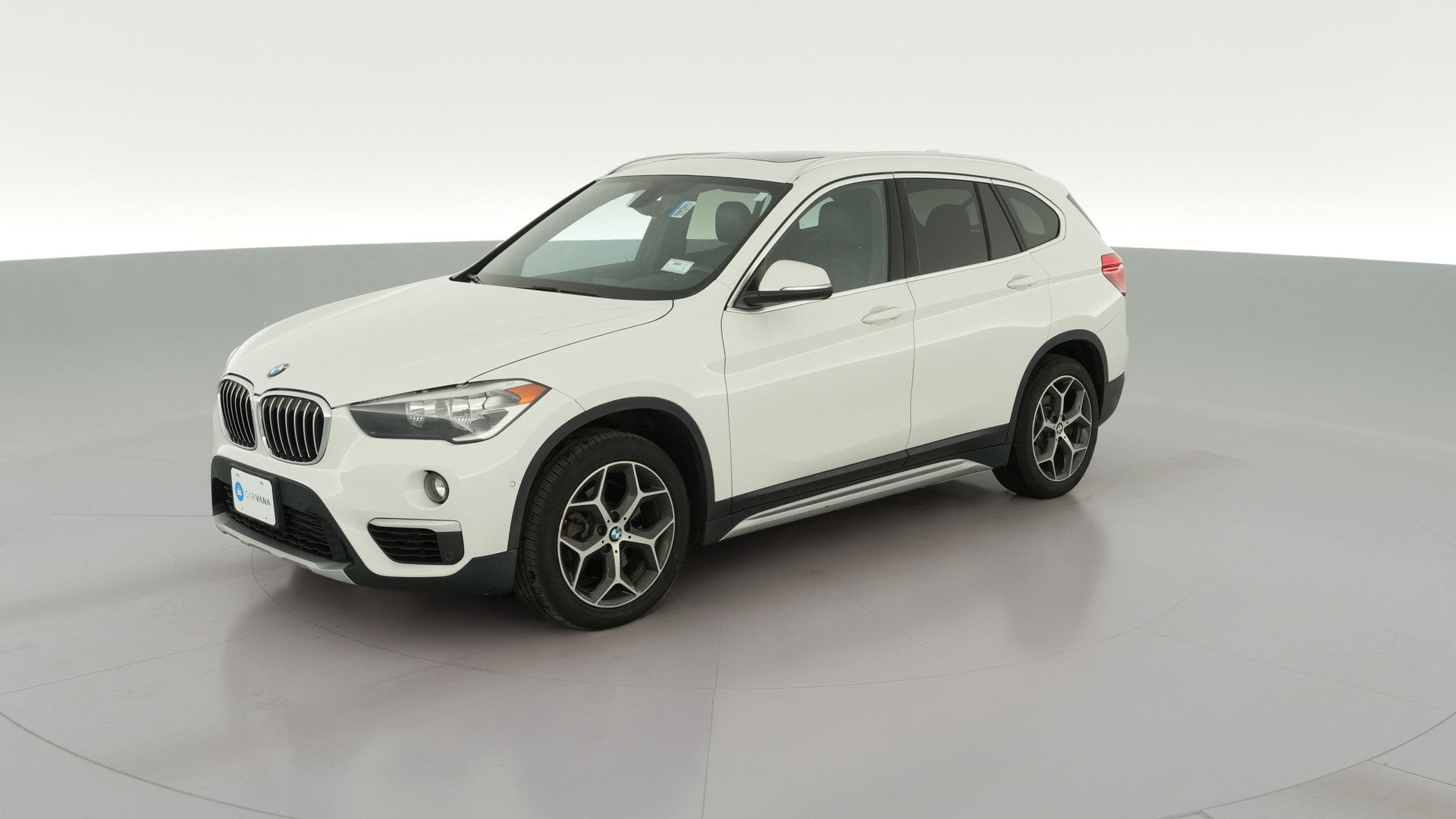 2018 BMW X1 vehicle photo