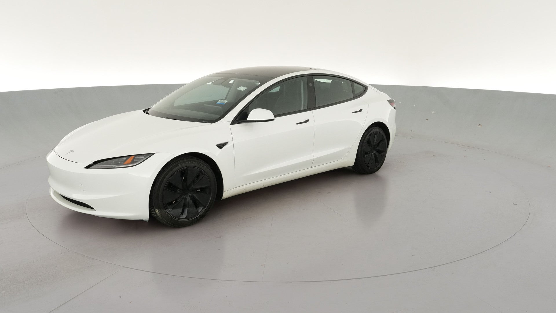 2024 Tesla Model 3 vehicle photo