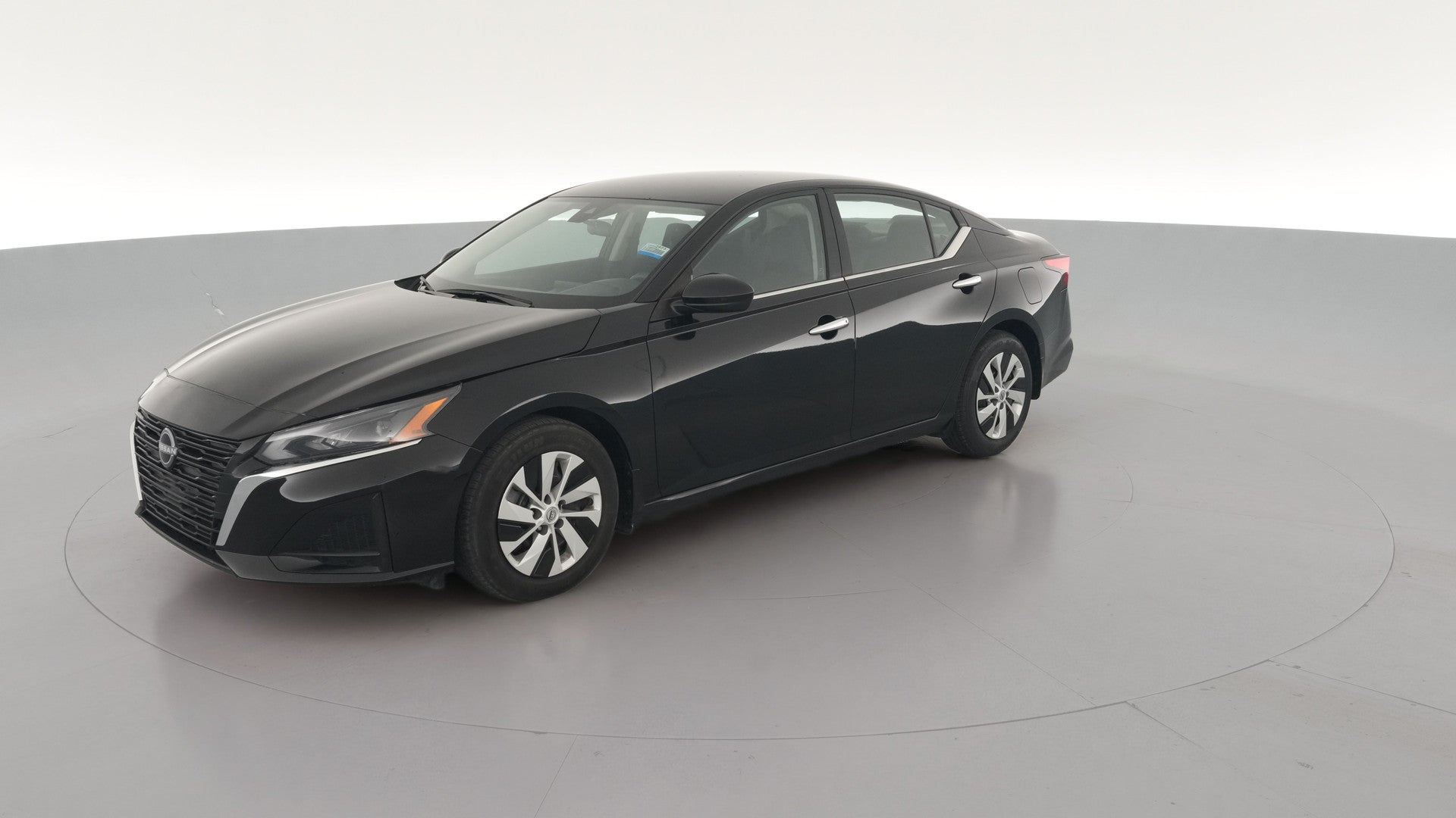 2024 Nissan Altima vehicle photo