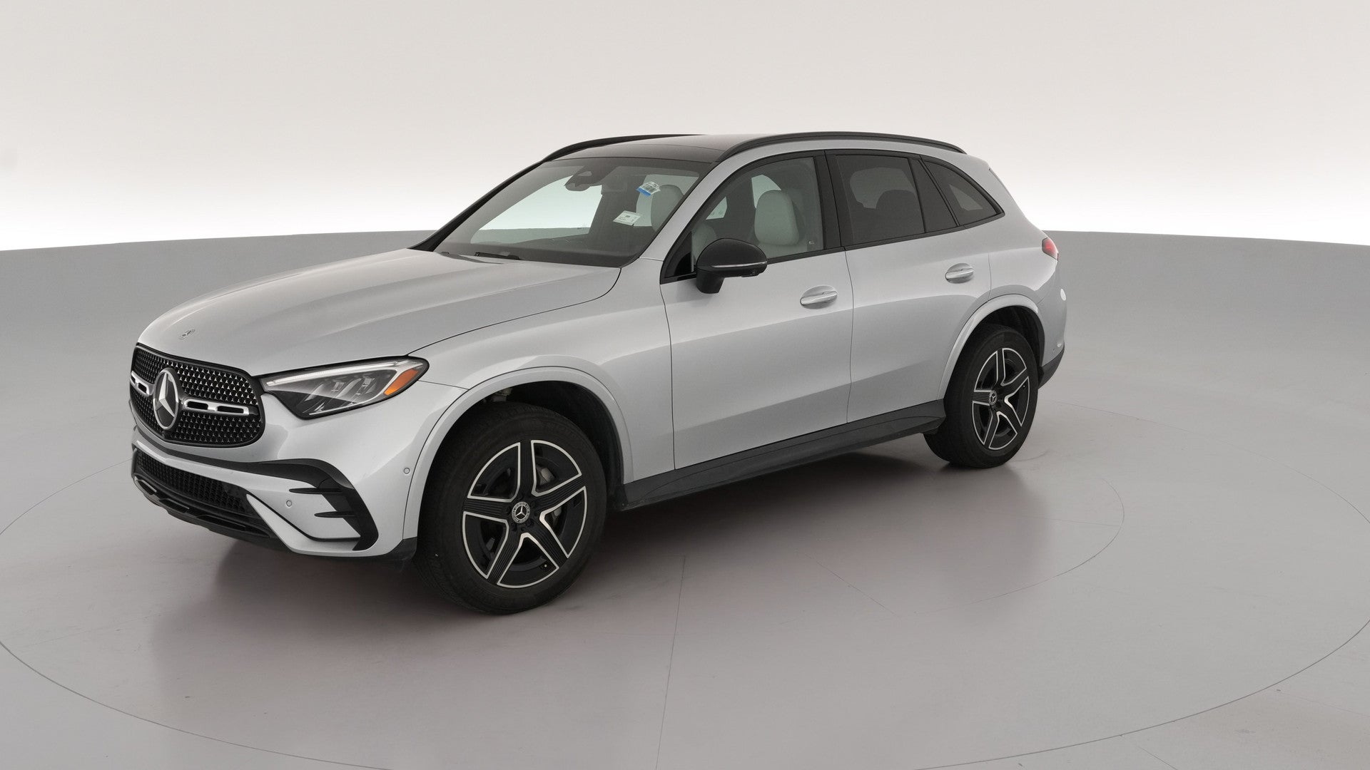 2023 Mercedes-Benz GLC vehicle photo