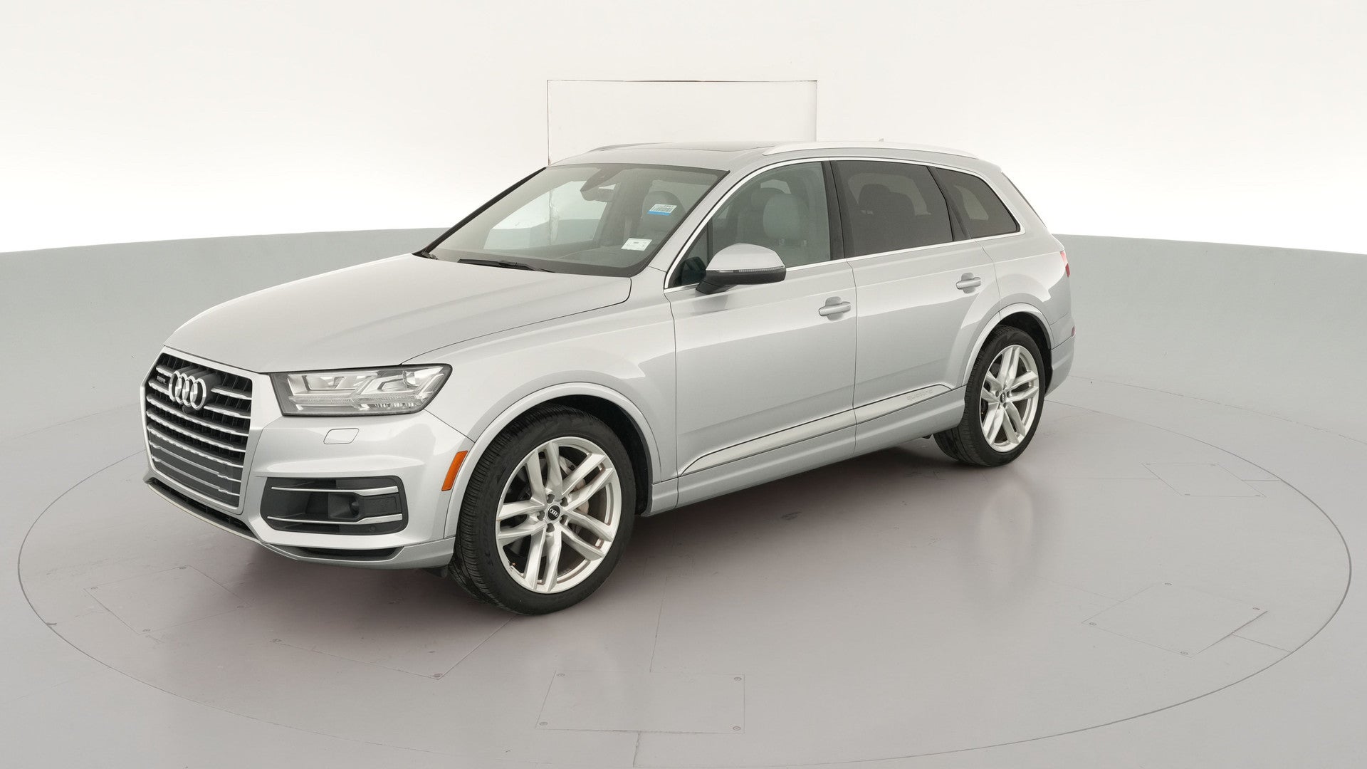 2017 Audi Q7 vehicle photo