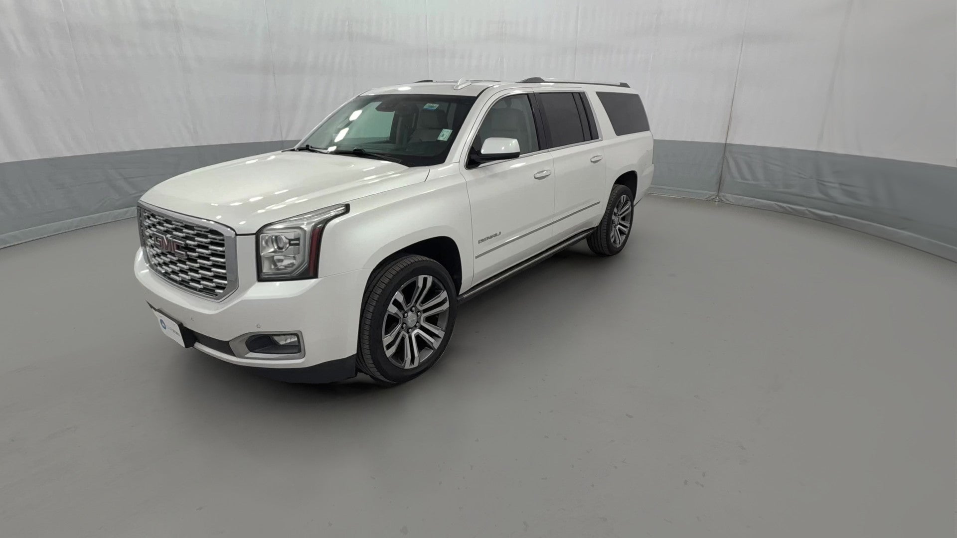 2019 GMC Yukon XL vehicle photo