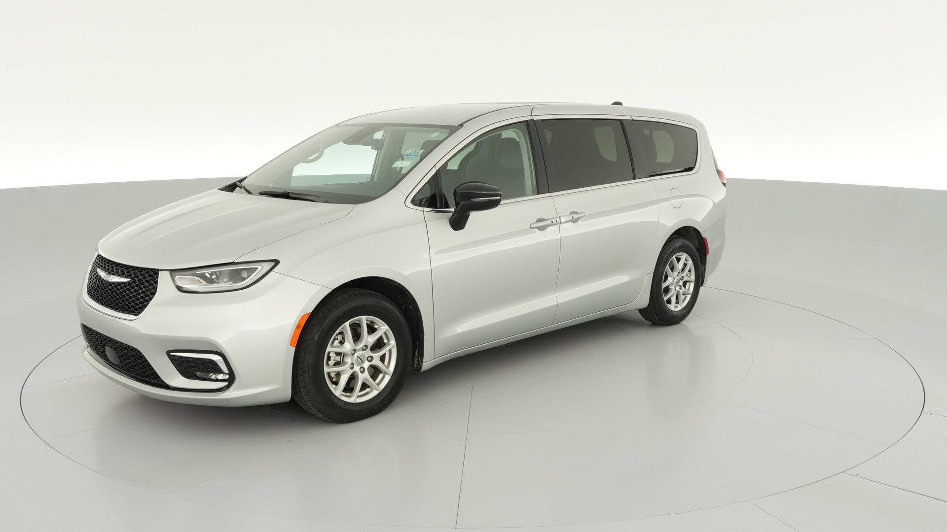 2024 Chrysler Pacifica vehicle photo