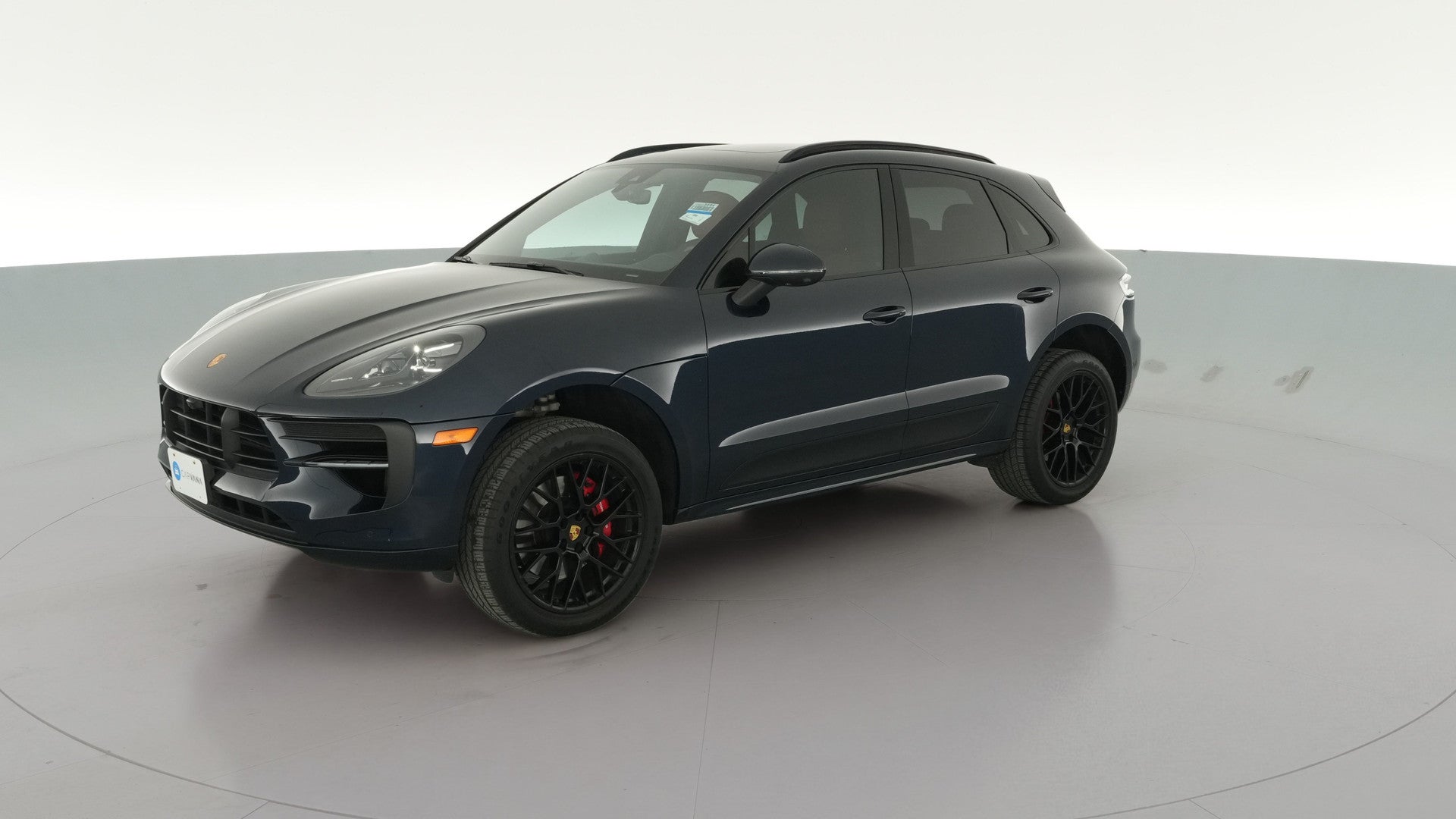 2021 Porsche Macan vehicle photo
