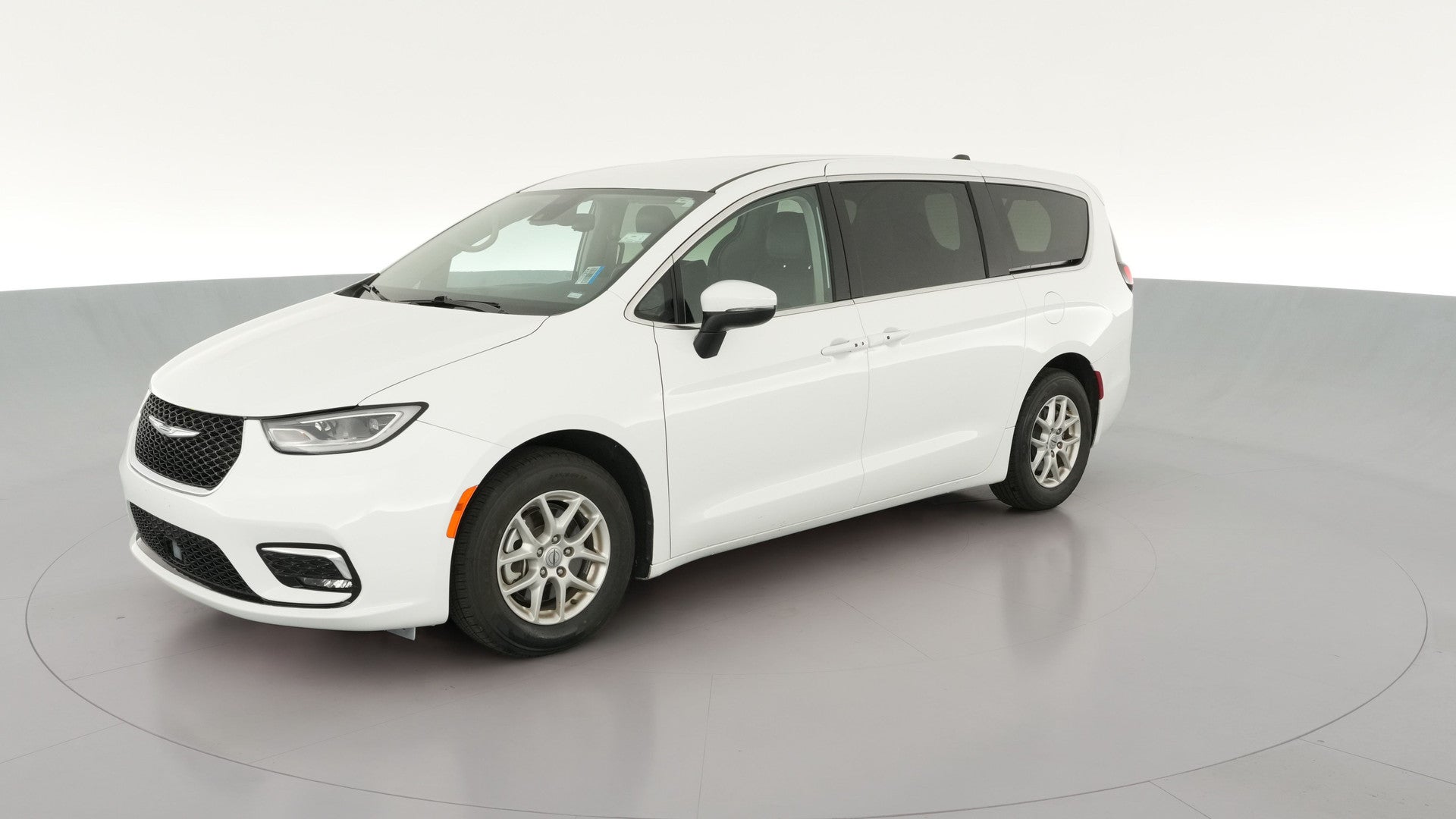 2023 Chrysler Pacifica vehicle photo