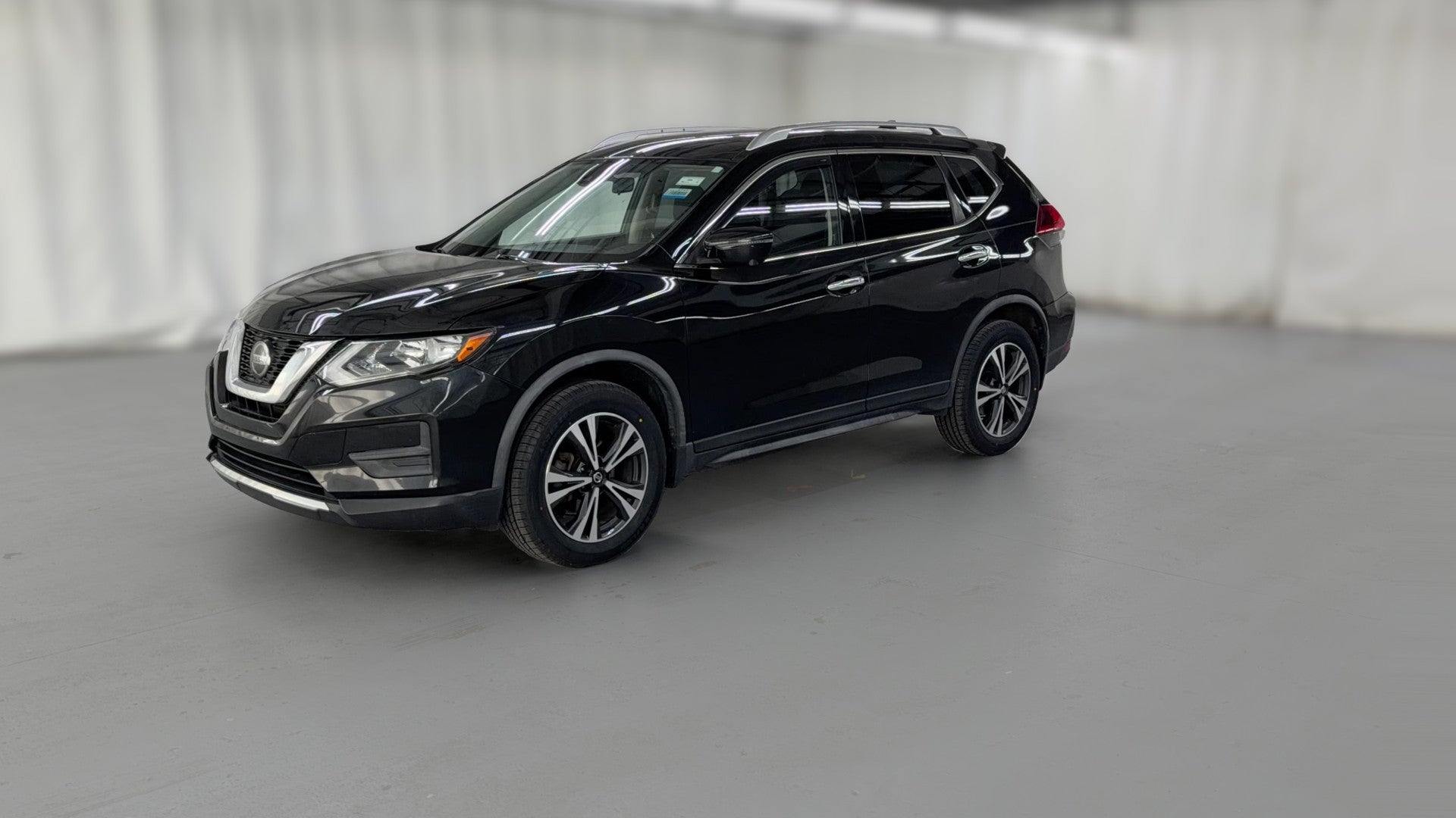 2019 Nissan Rogue vehicle photo