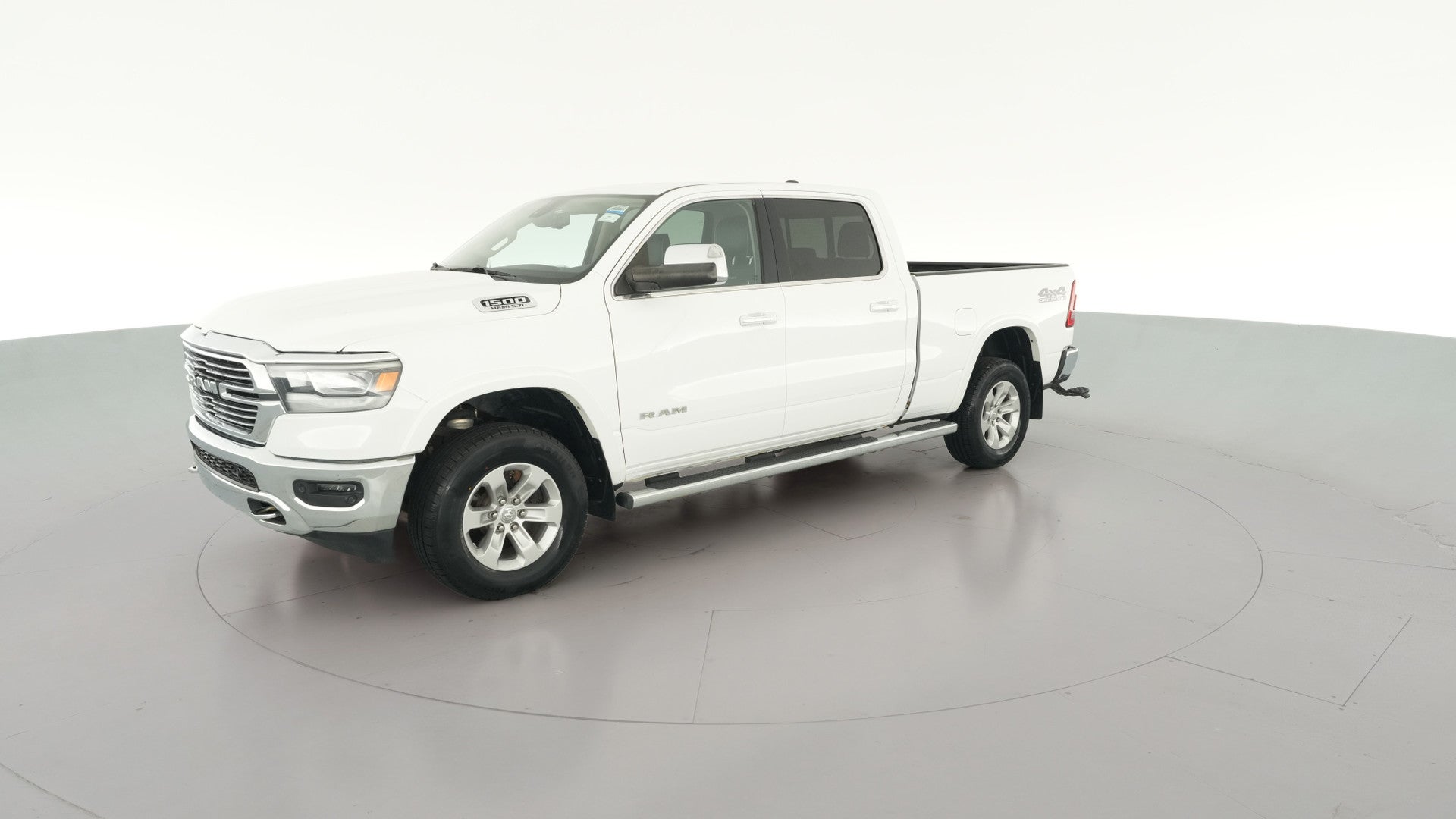 2020 Ram 1500 Crew Cab vehicle photo