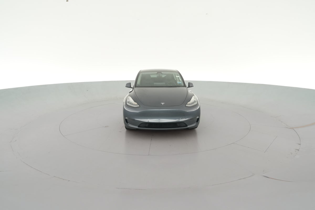 2021 Tesla Model Y Standard Range in Midnight Silver Metallic — 360° view 1