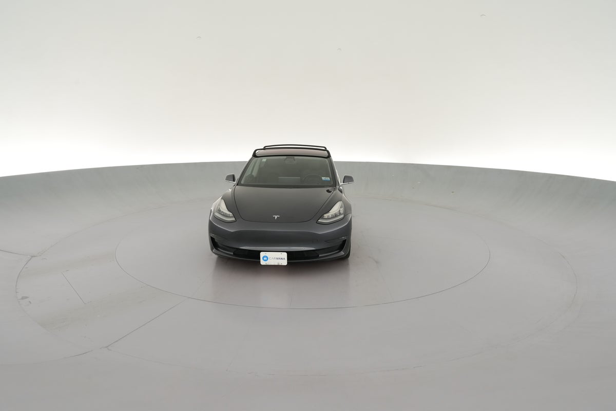 2018 Tesla Model 3 Long Range All-Wheel Drive in Midnight Silver Metallic — 360° view 1