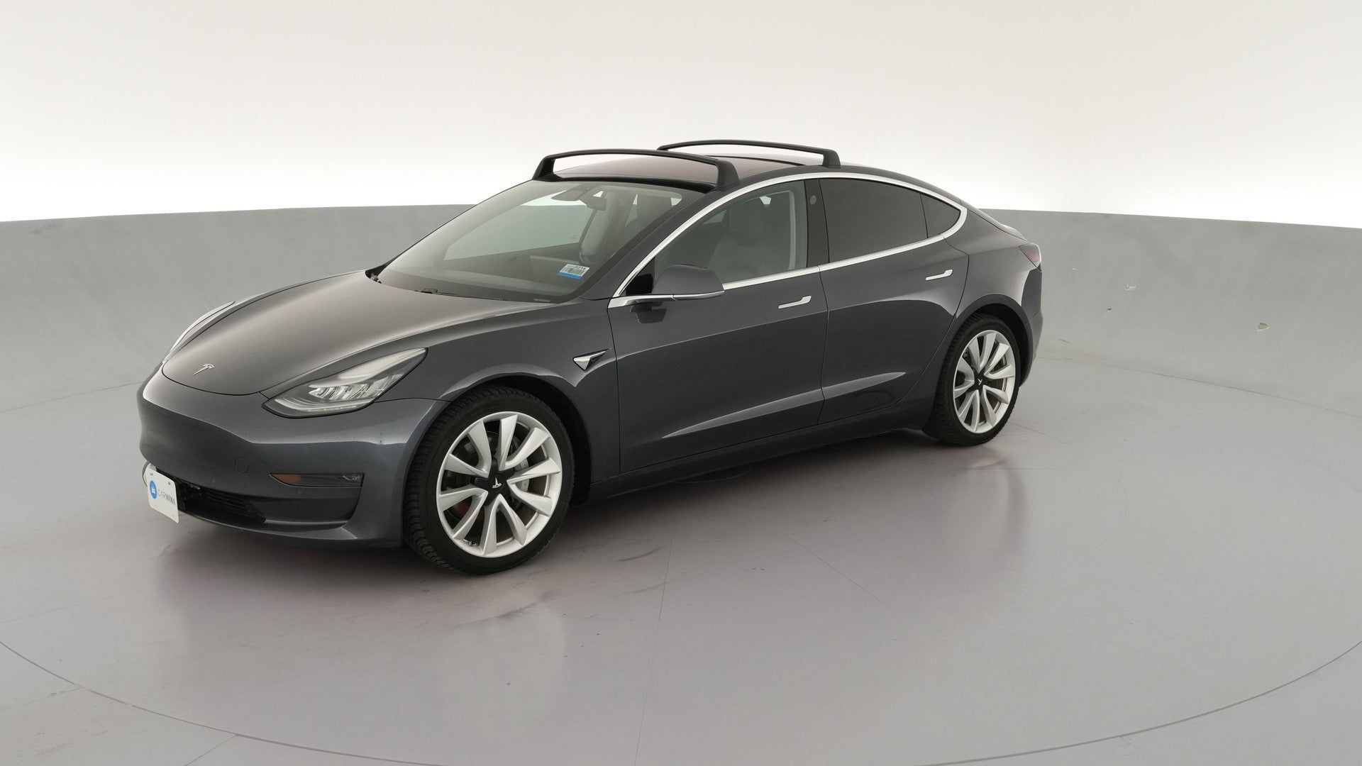 2018 Tesla Model 3 vehicle photo