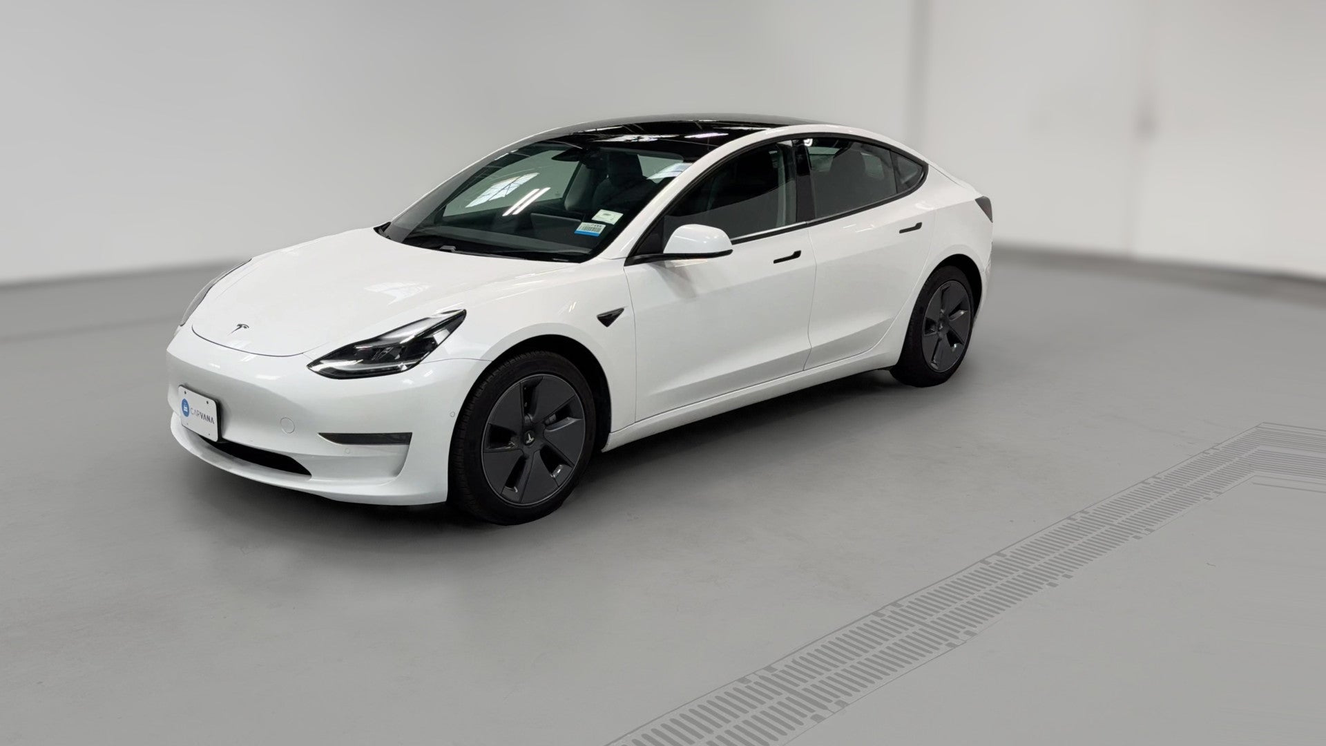 2021 Tesla Model 3 vehicle photo