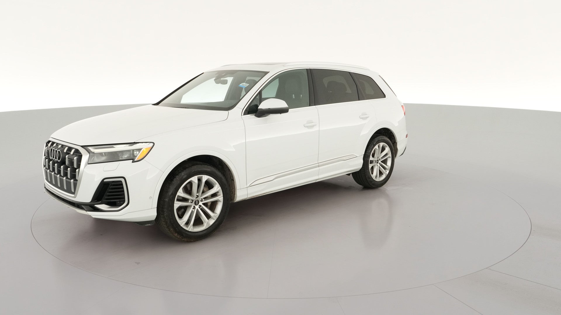 2025 Audi Q7 vehicle photo