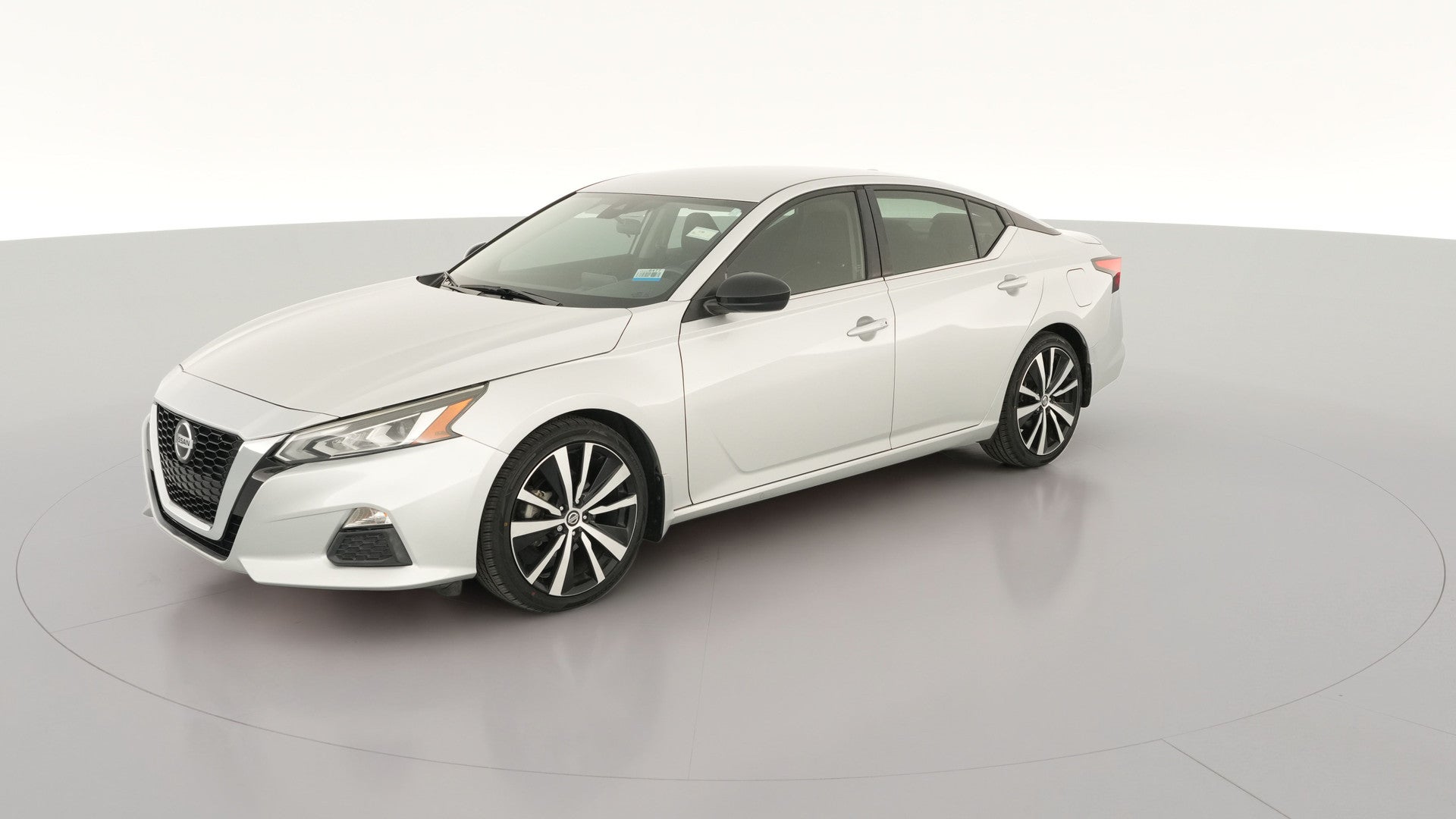 2020 Nissan Altima vehicle photo