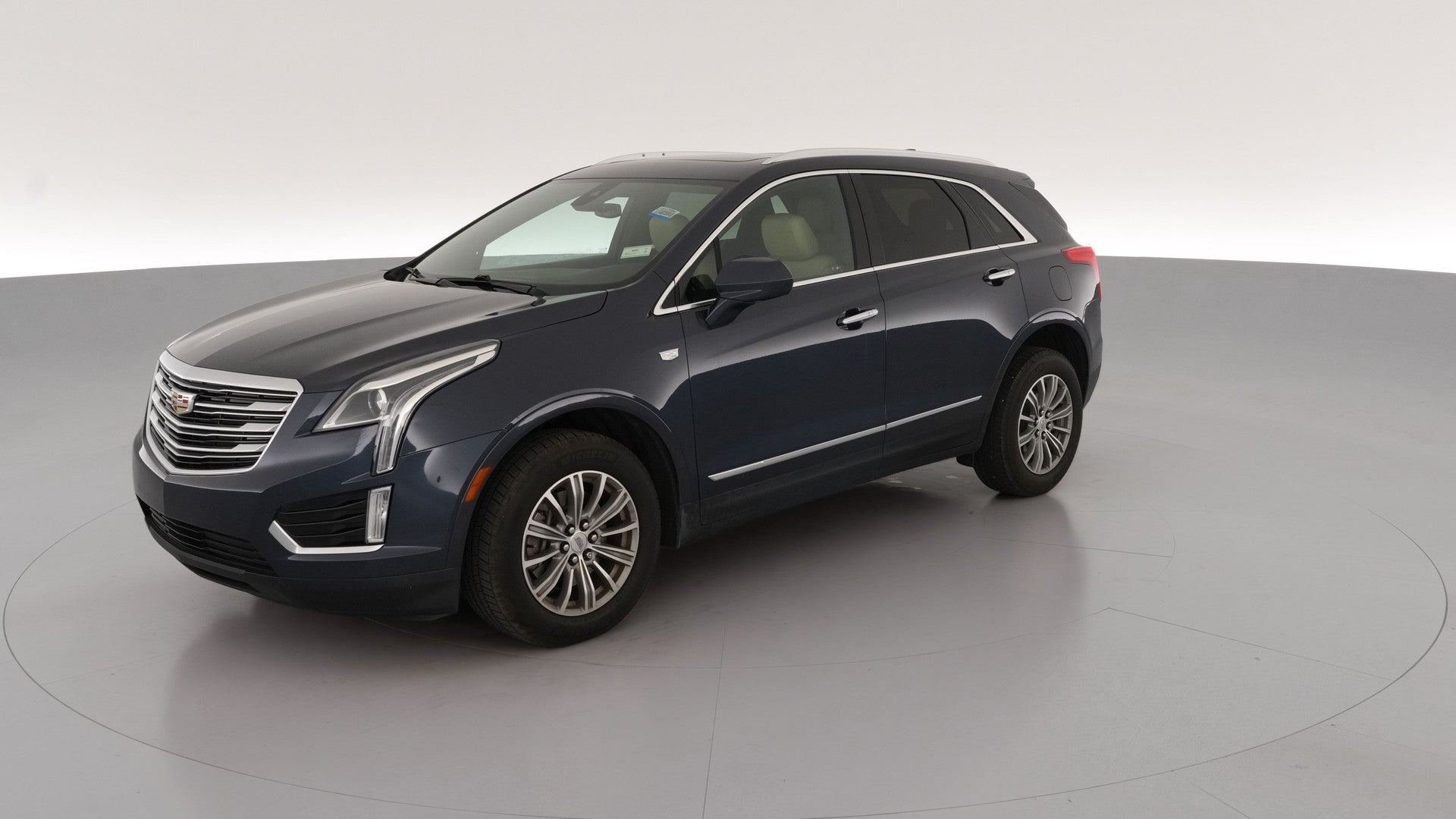 2018 Cadillac XT5 vehicle photo
