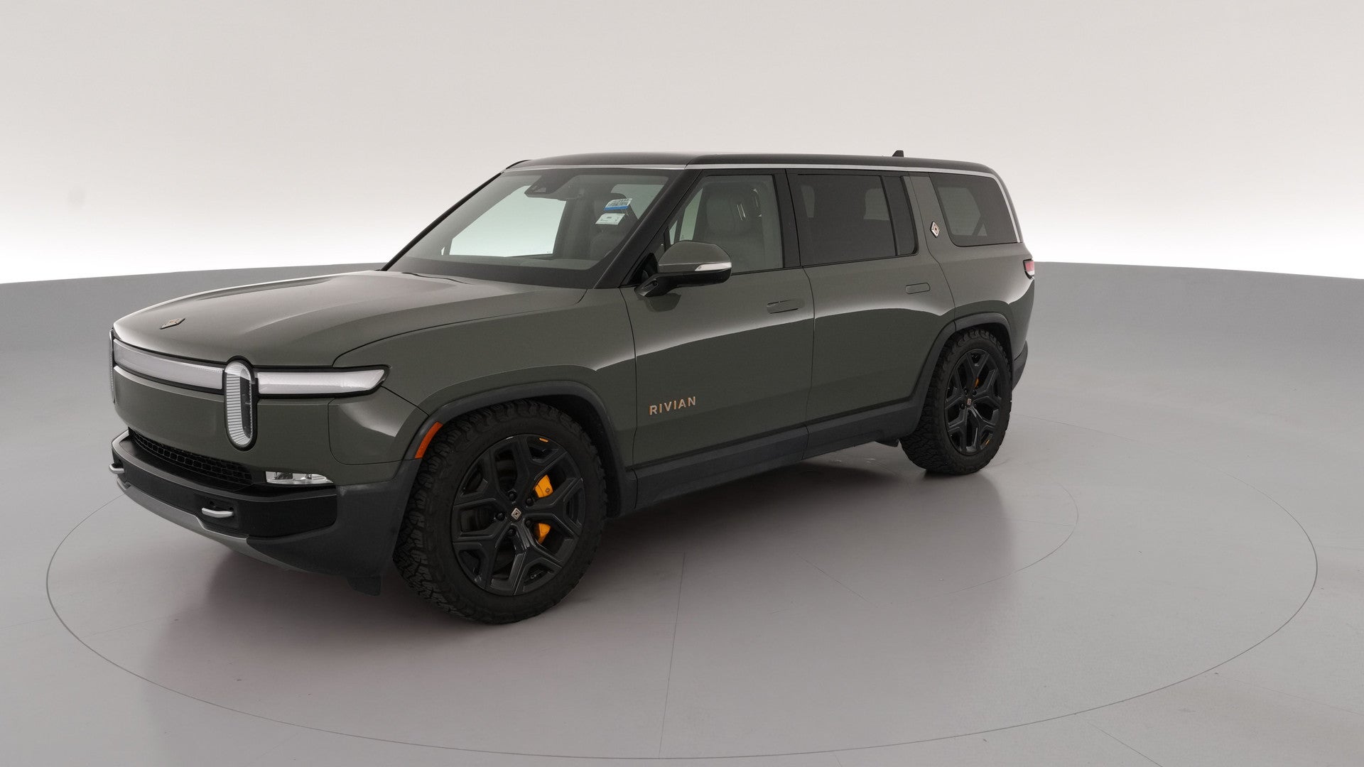 2023 Rivian R1S vehicle photo