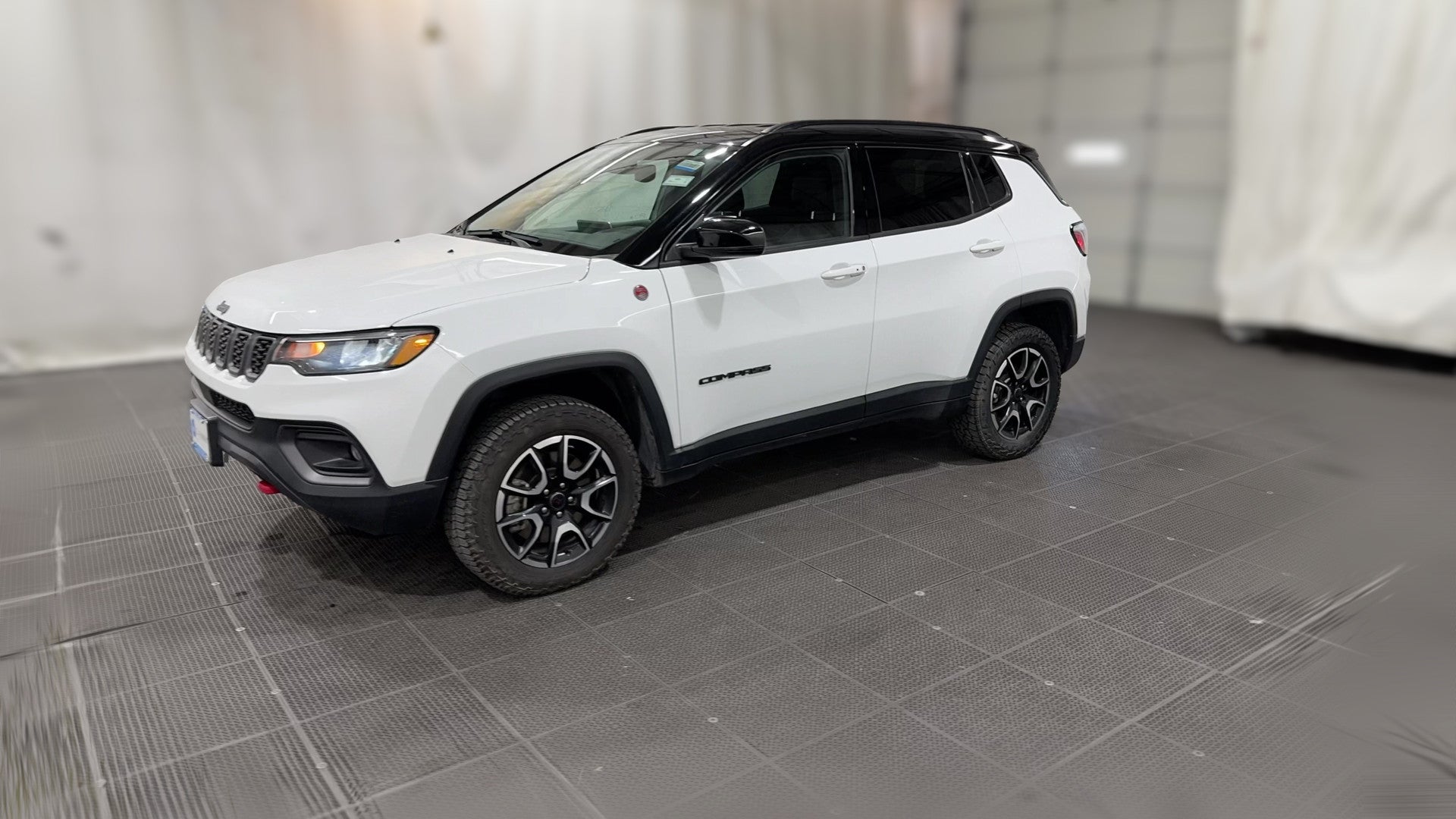 2025 Jeep Compass vehicle photo