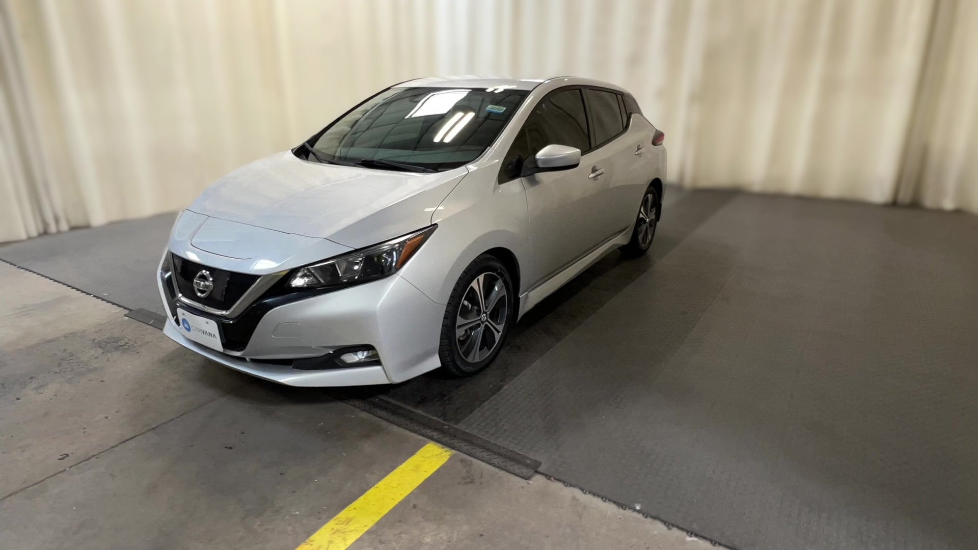 2021 Nissan LEAF vehicle photo