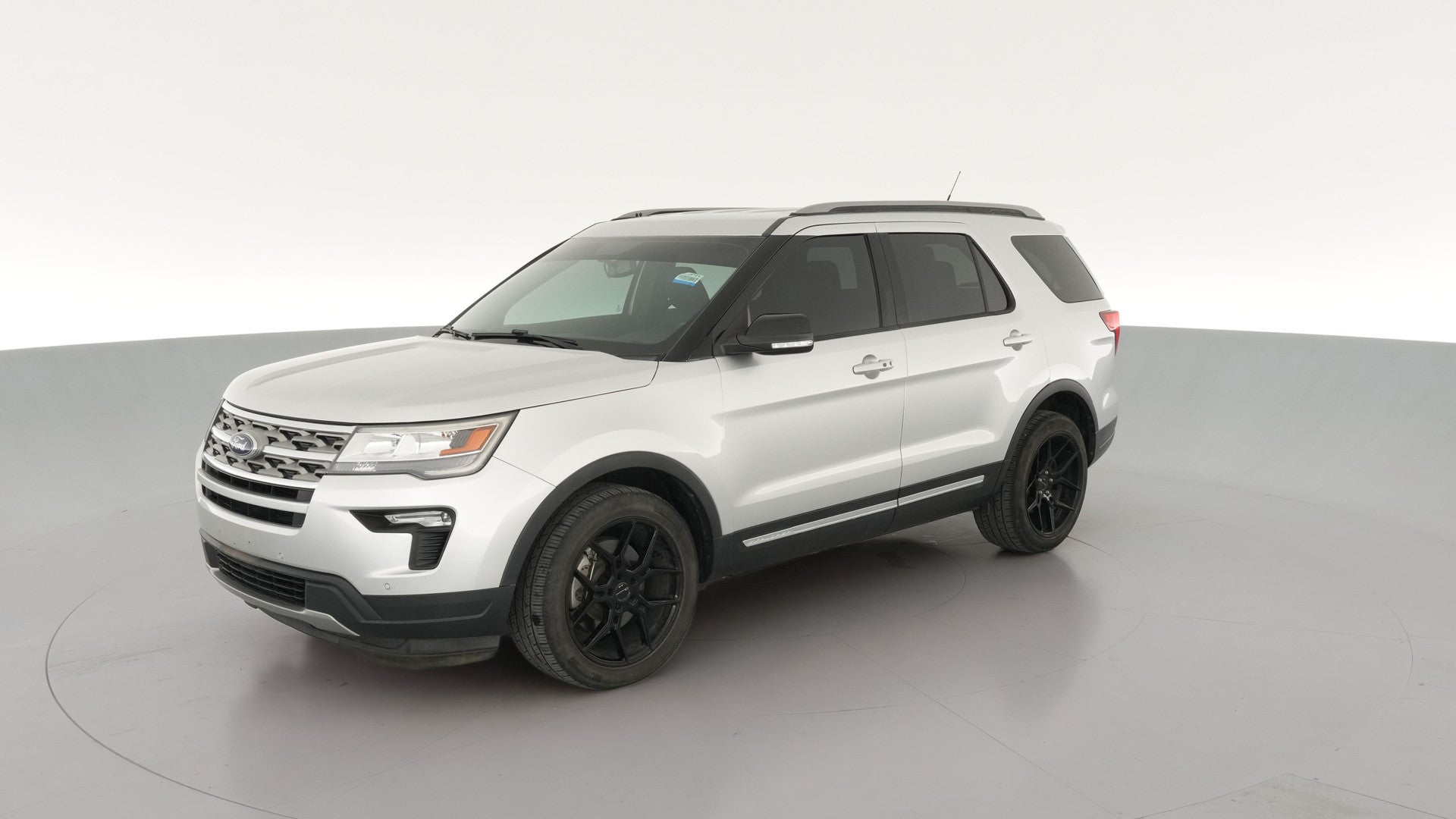 2018 Ford Explorer vehicle photo