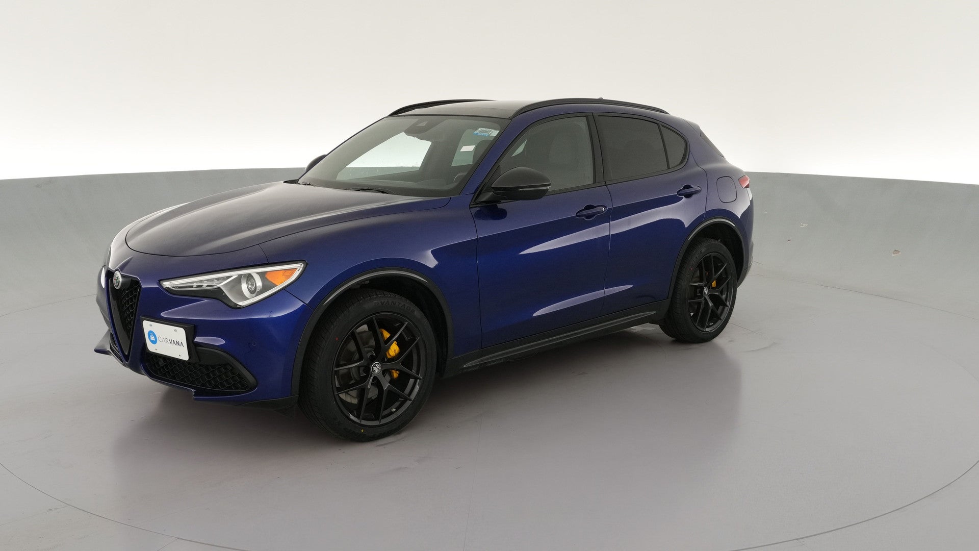 2020 Alfa Romeo Stelvio vehicle photo