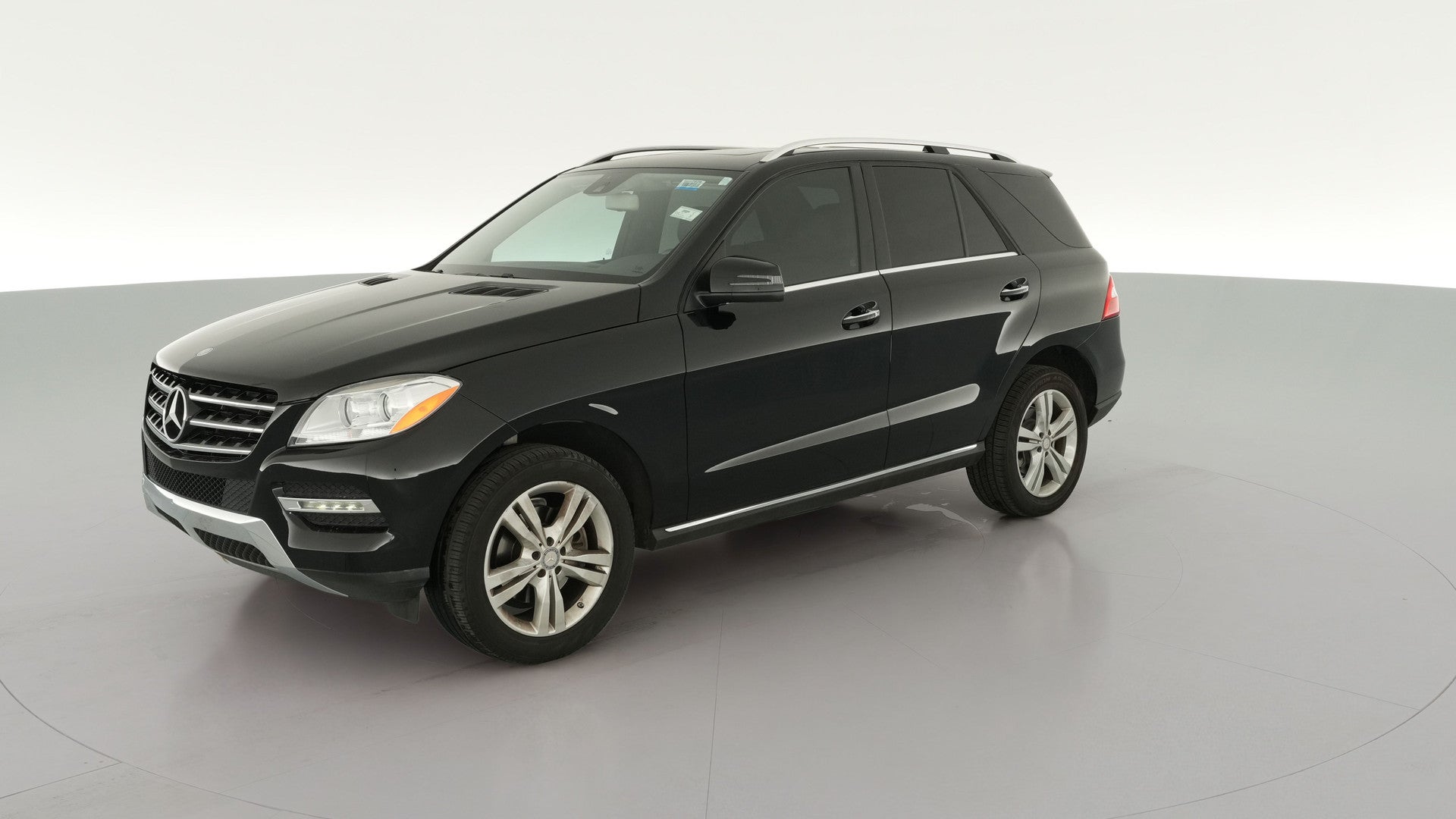 2015 Mercedes-Benz M-Class vehicle photo