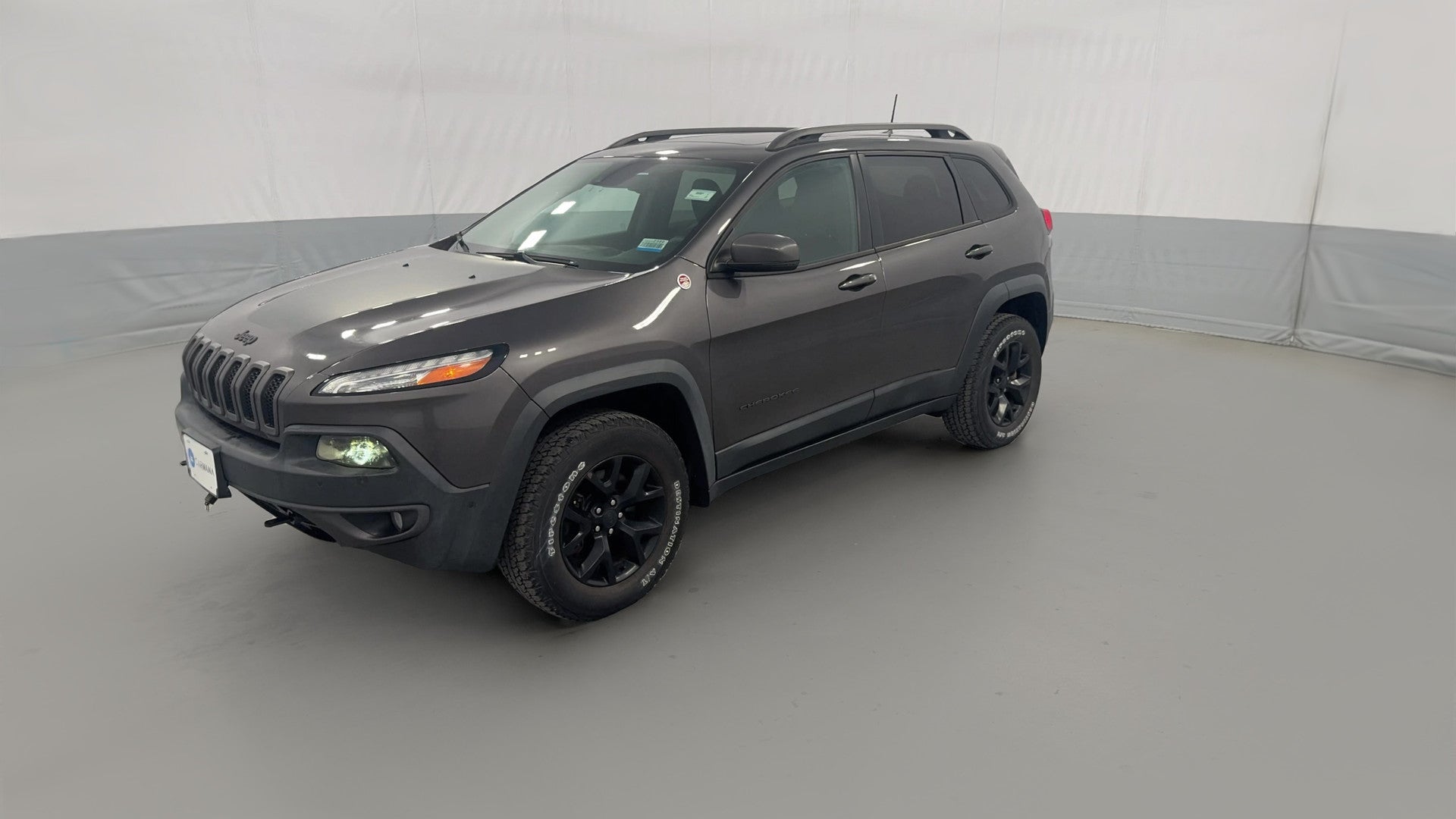 2018 Jeep Cherokee vehicle photo