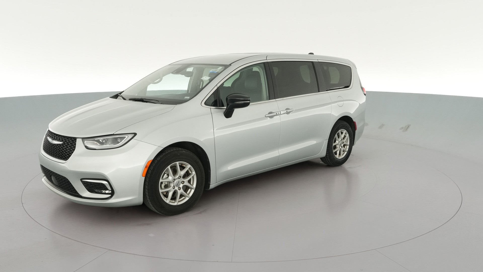 2024 Chrysler Pacifica vehicle photo