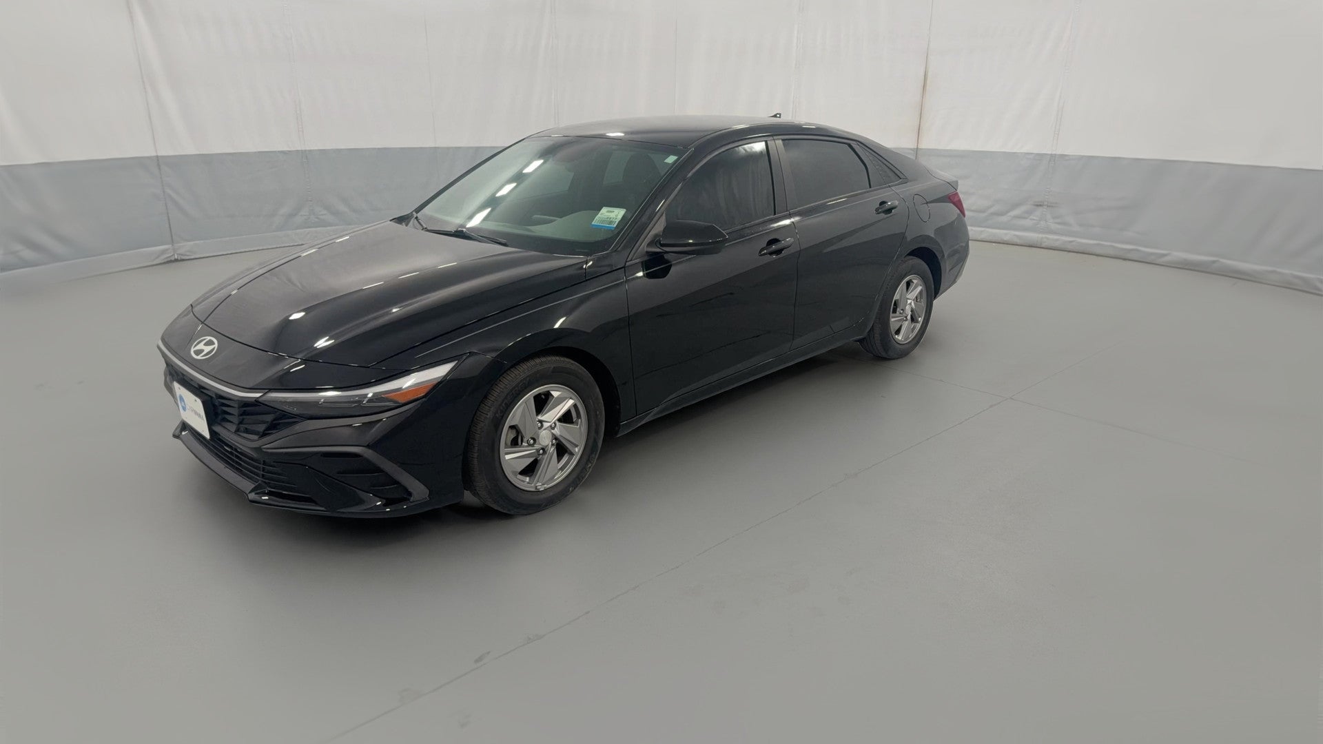2024 Hyundai Elantra vehicle photo