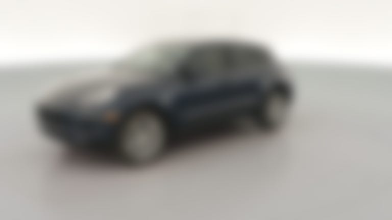 2018 Porsche Macan vehicle photo