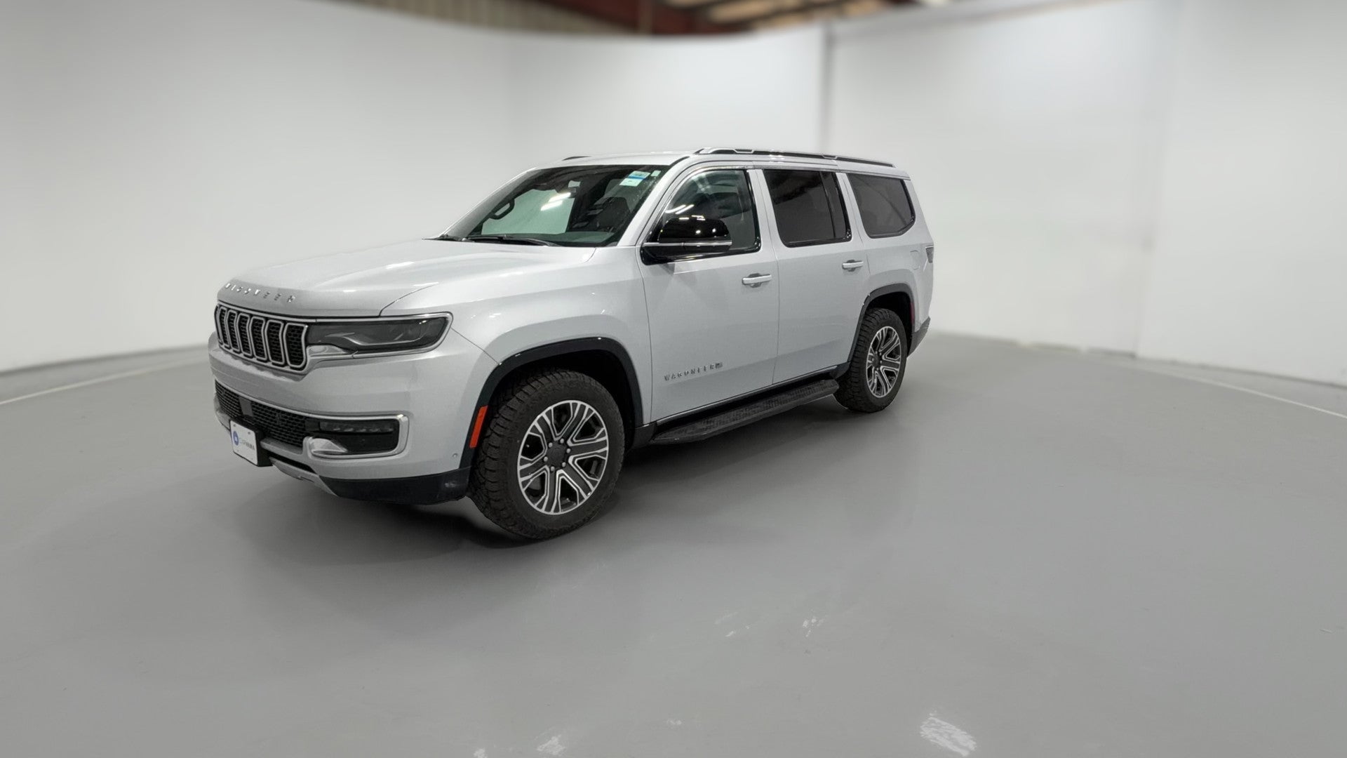 2024 Jeep Wagoneer vehicle photo